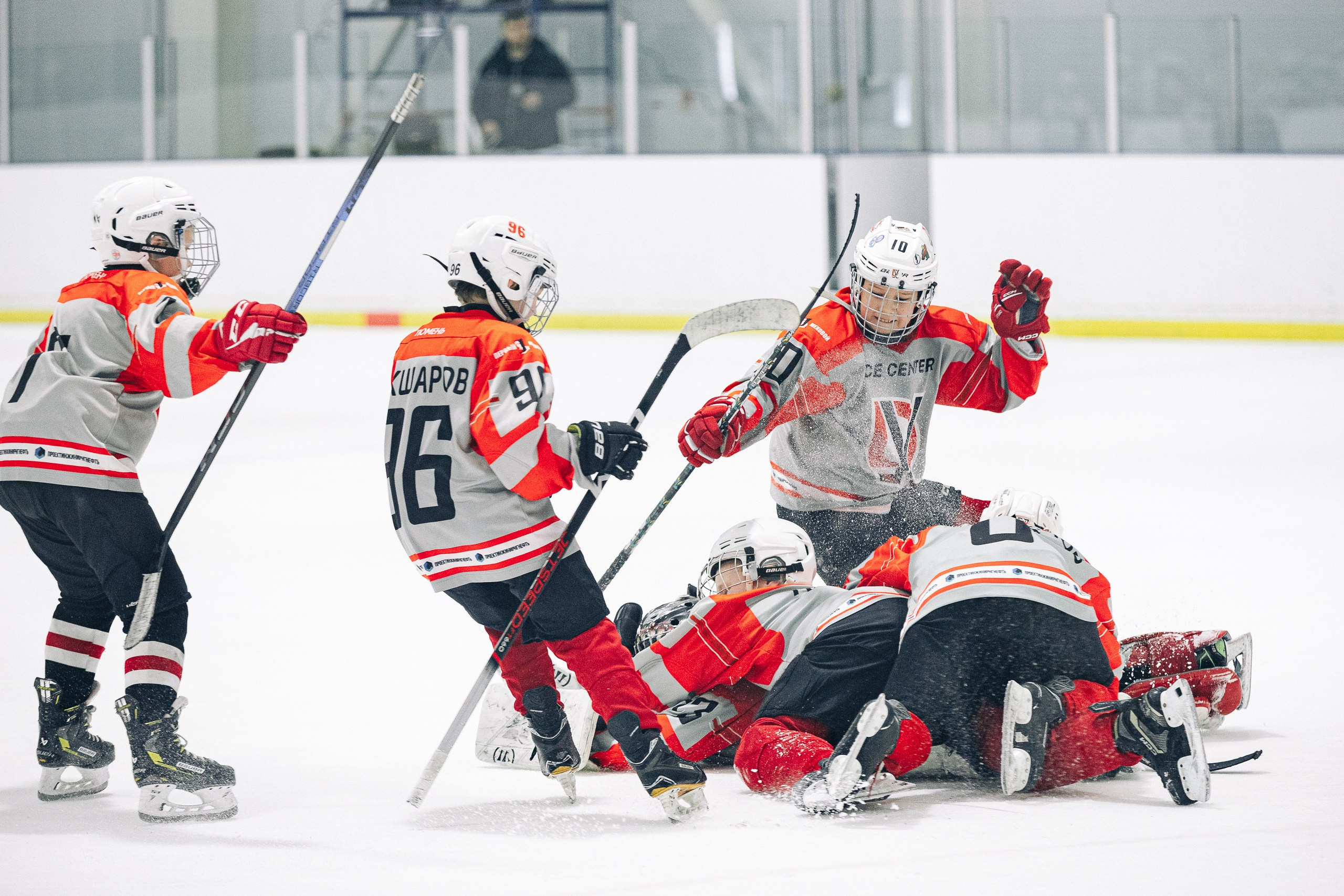 Первенство Тюмени по хоккею. MIG — студия спортивной фотографии Михаила Голянского