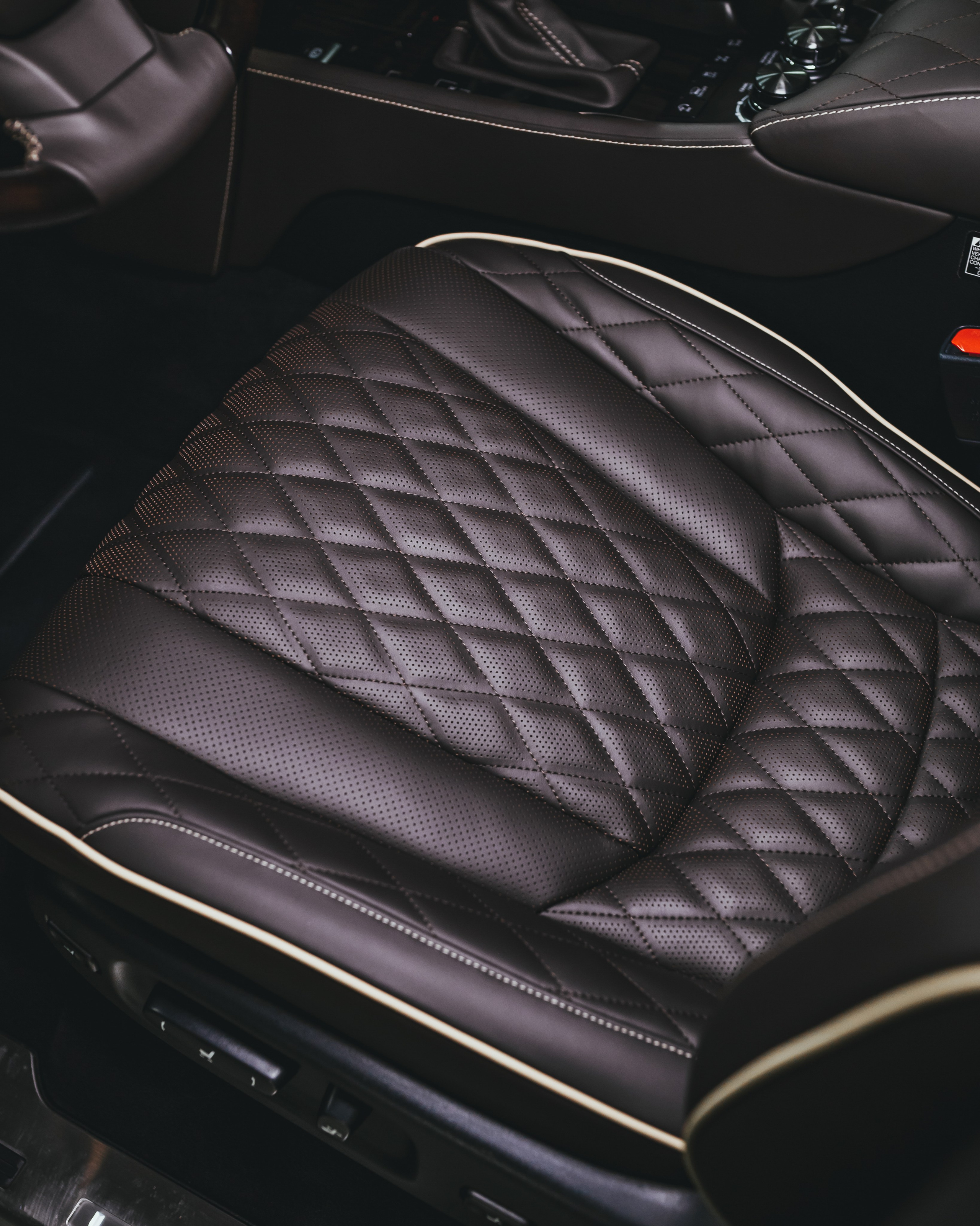 Автомобили и не только. Фотограф в Санкт-Петербурге Дмитрий Брусс