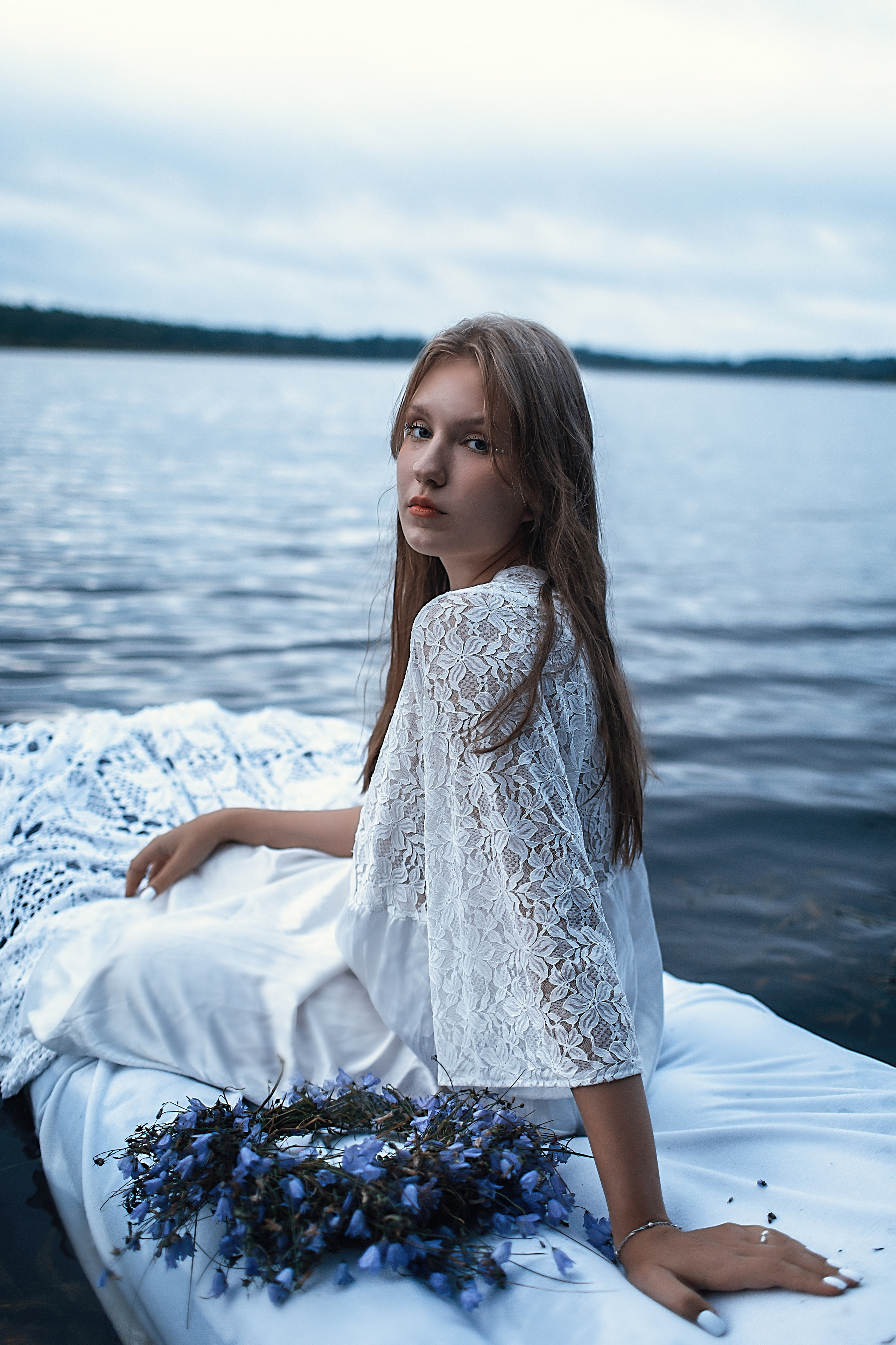 Рассвет. Озеро. Анастасия. Семейный фотограф в Санкт-Петербурге