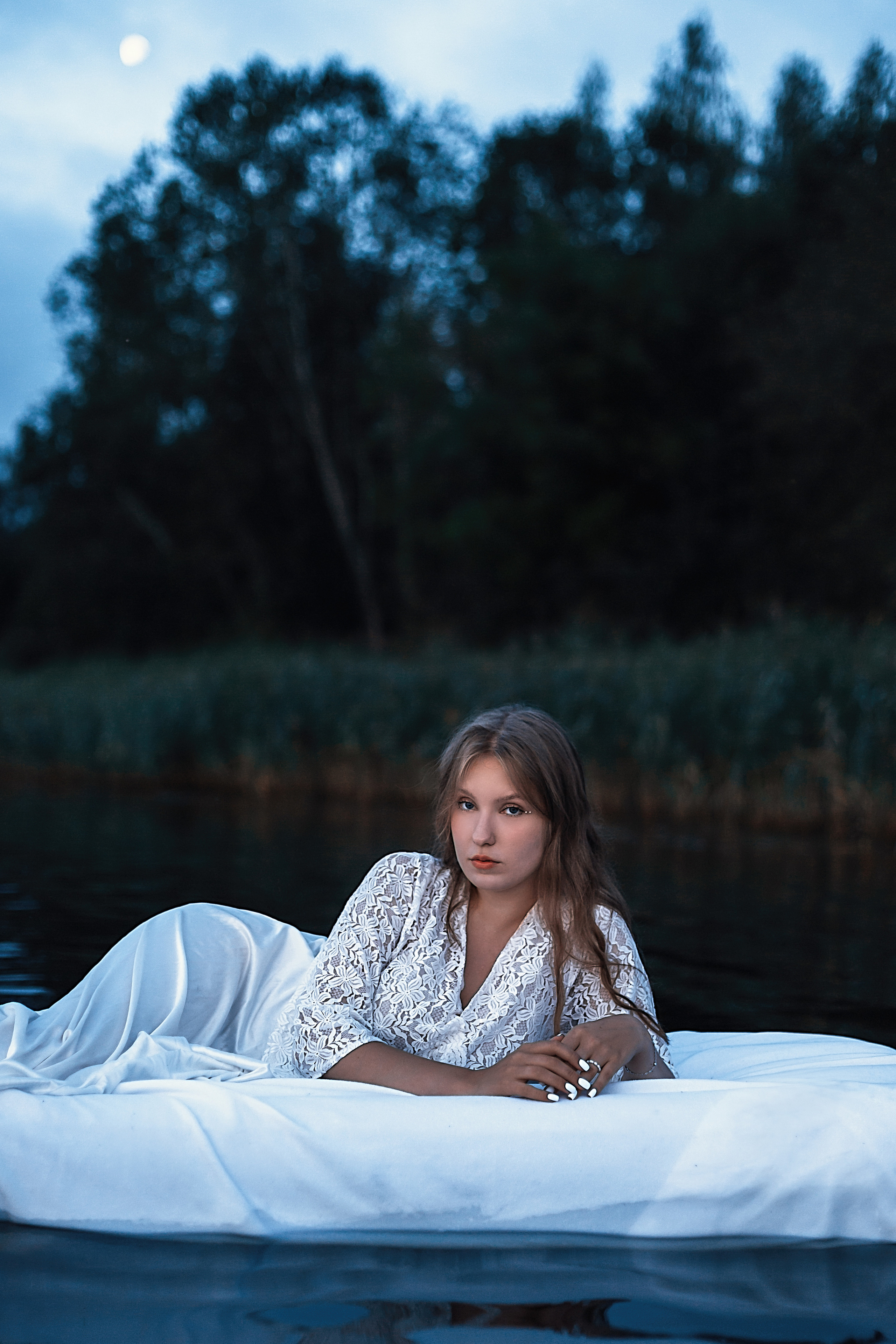 Рассвет. Озеро. Анастасия. Семейный фотограф в Санкт-Петербурге