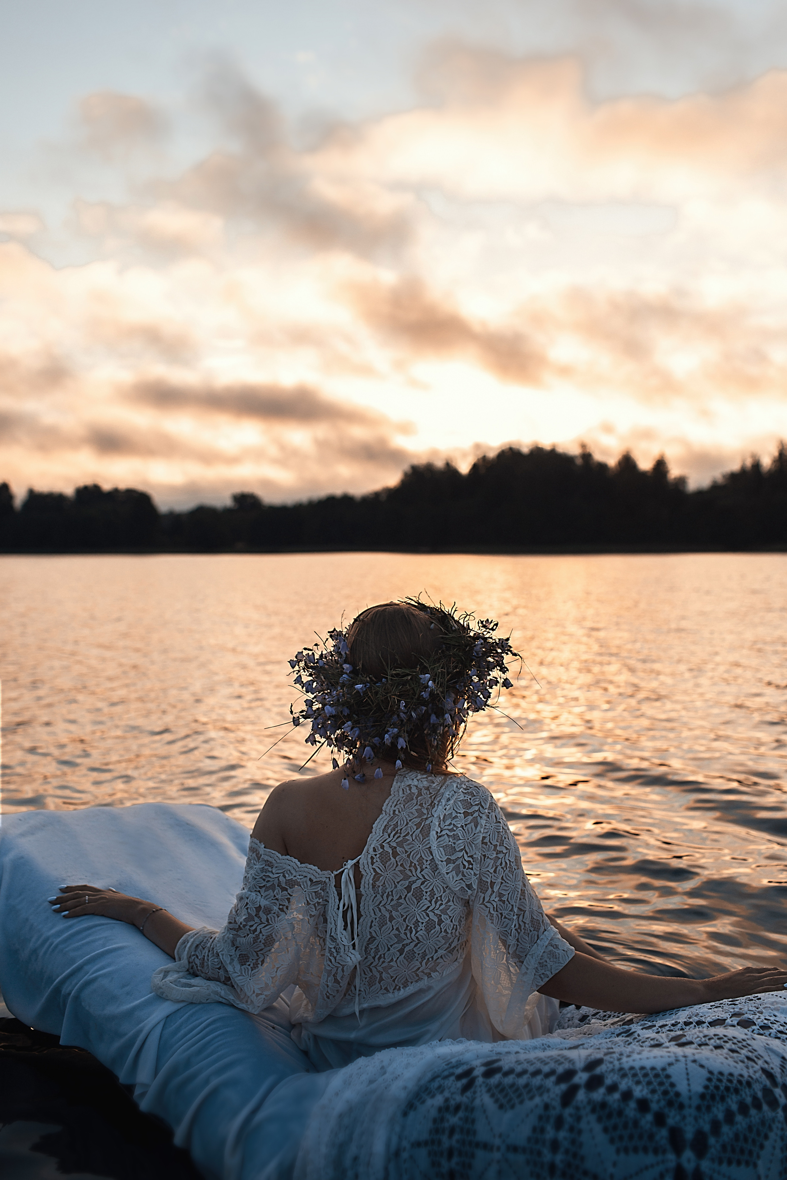 Рассвет. Озеро. Анастасия. Семейный фотограф в Санкт-Петербурге