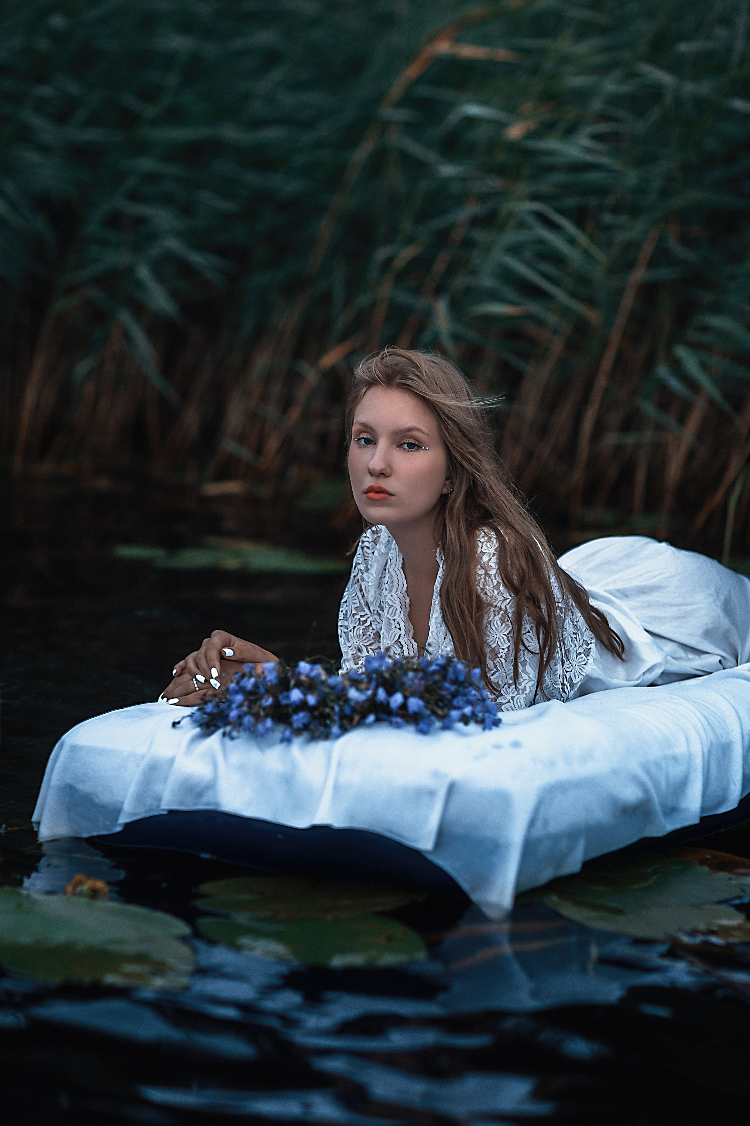 Рассвет. Озеро. Анастасия. Семейный фотограф в Санкт-Петербурге