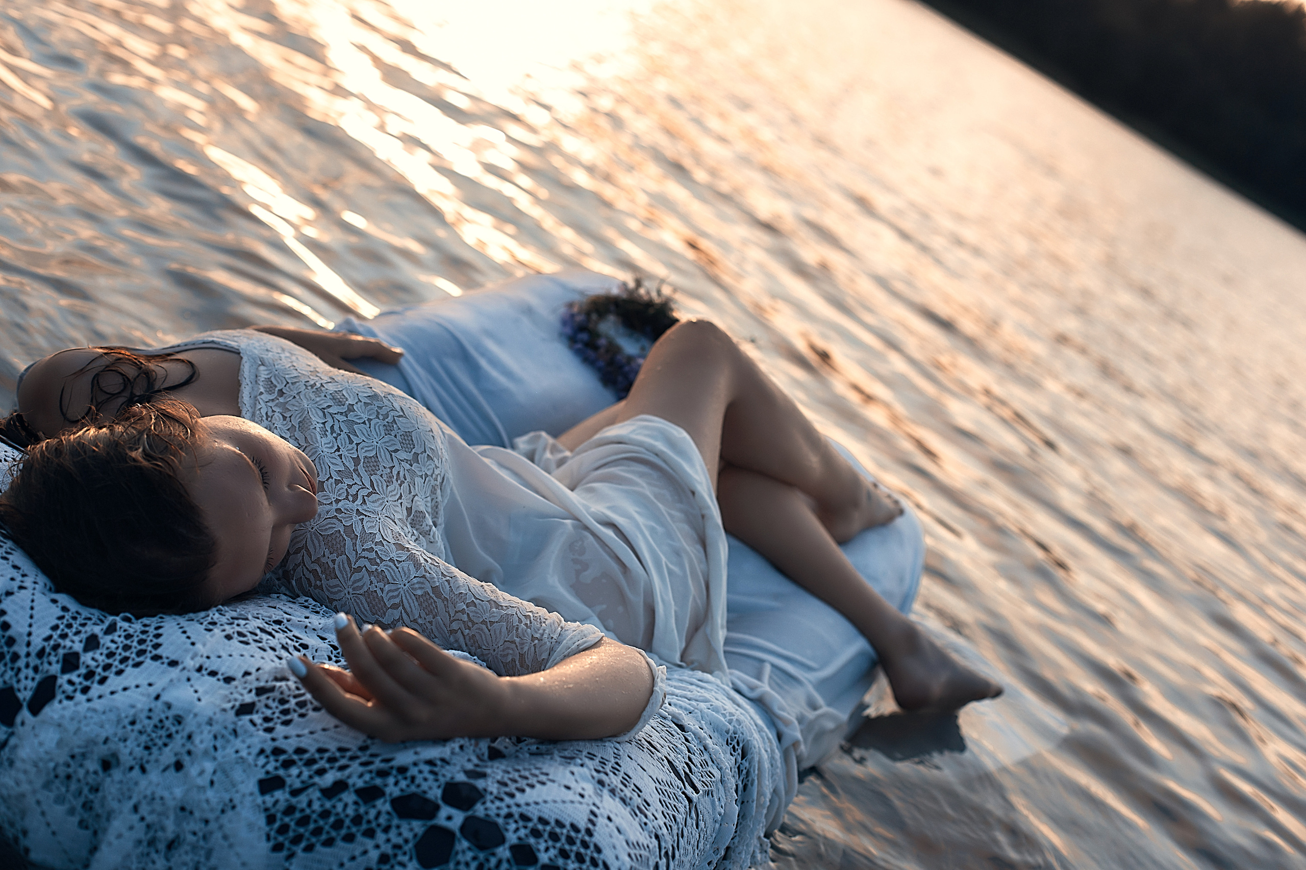 Рассвет. Озеро. Анастасия. Семейный фотограф в Санкт-Петербурге