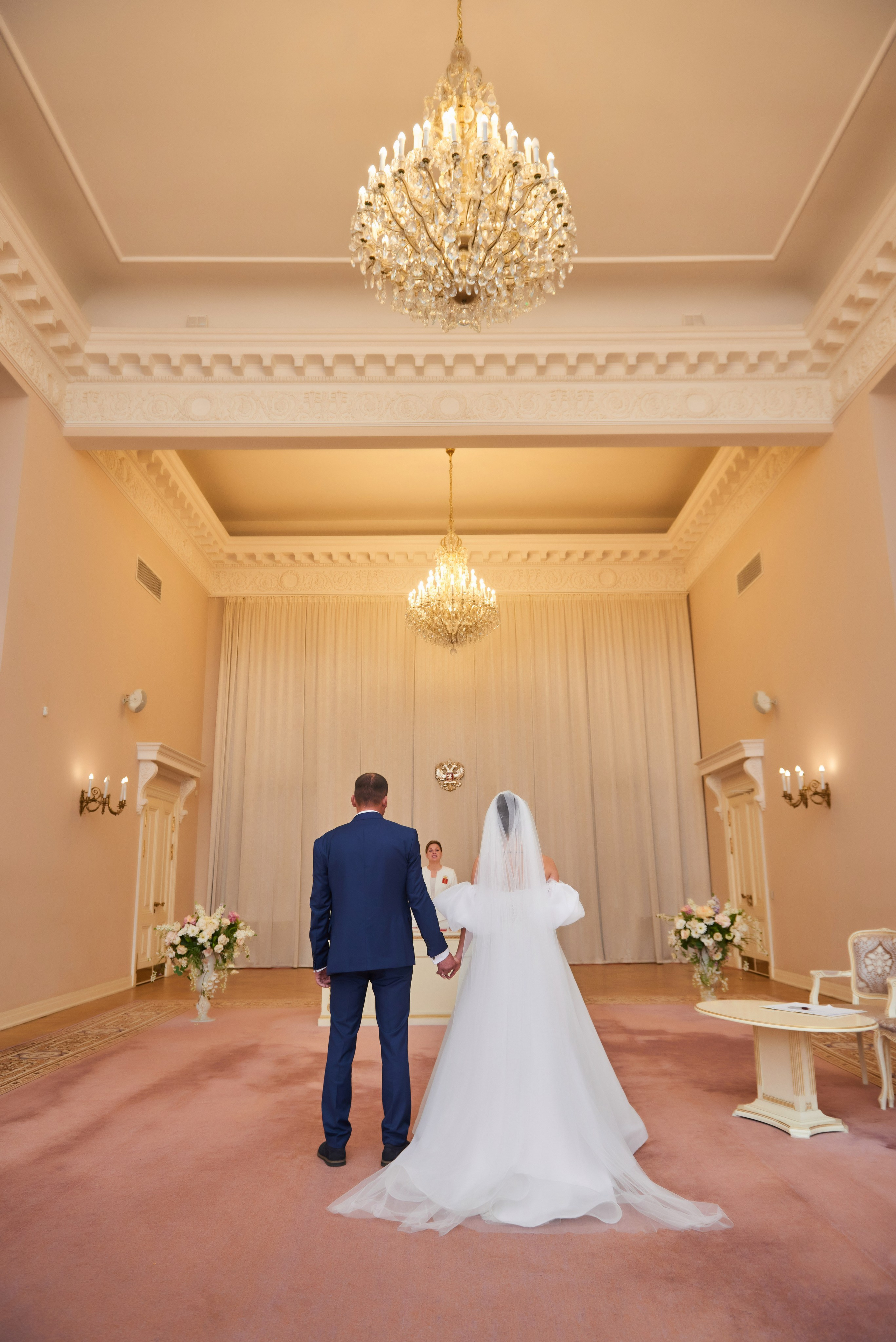 Осенняя свадебная прогулка в Екатерининском парке в Пушкине. Портретный, семейный и свадебный фотограф в Санкт-Петербурге и в Пушкине Ширяев Денис