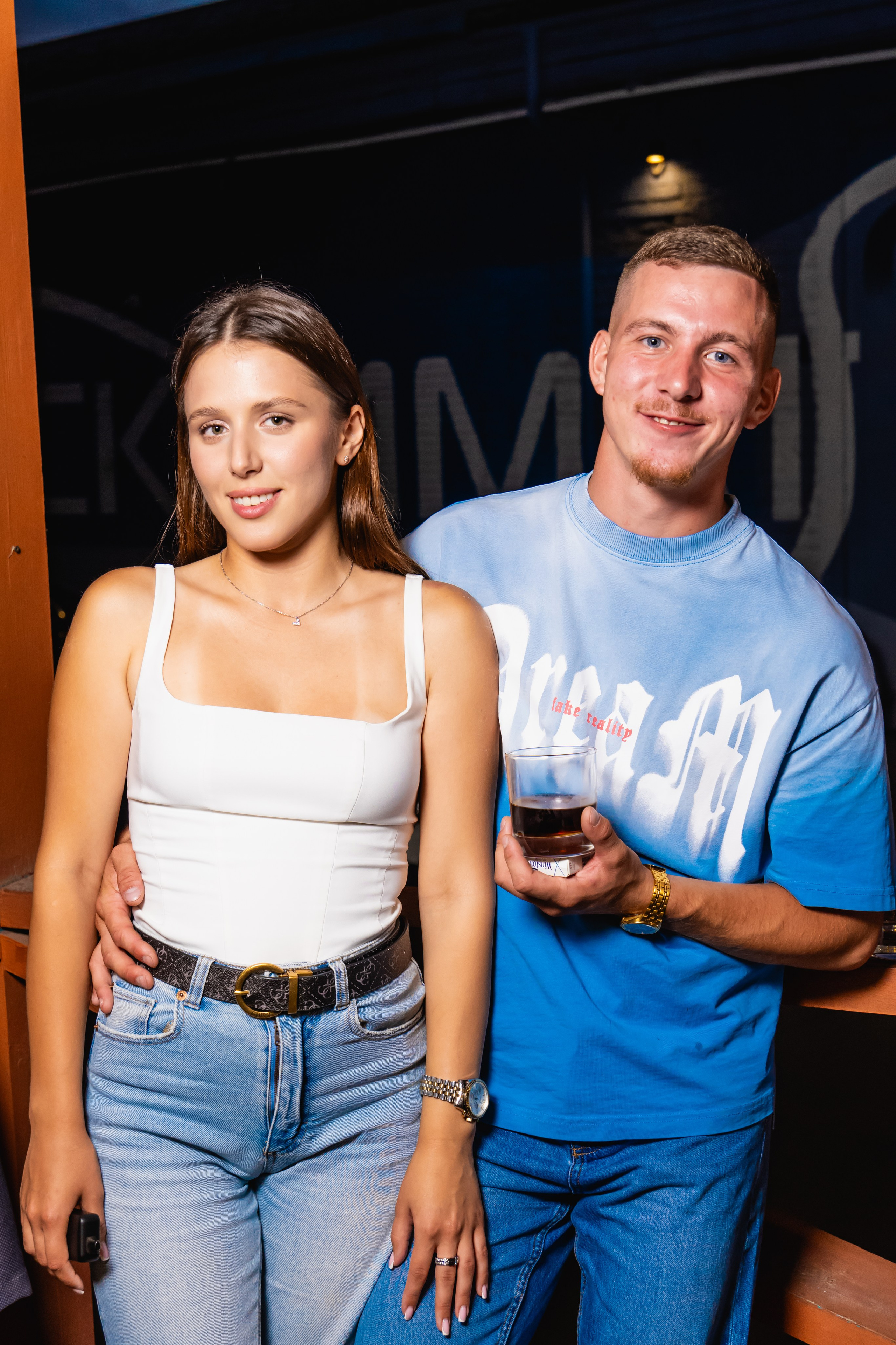 Выпускной Delta. Занимаюсь профессиональной фотографией и живу рядом с Байкалом. Работаю в разных жанрах