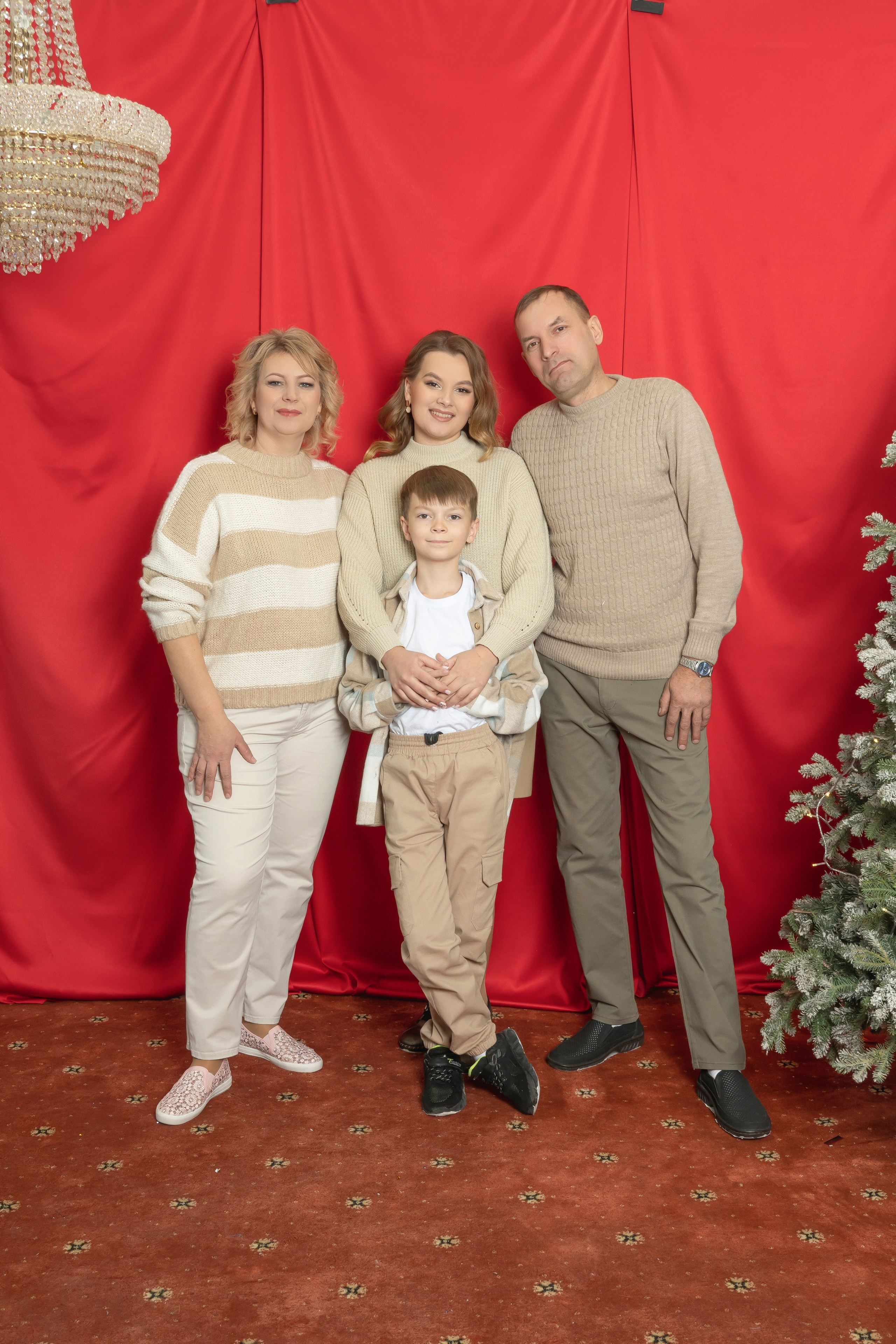 Новогодняя креативная фотосессия. Занимаюсь профессиональной фотографией и живу рядом с Байкалом. Работаю в разных жанрах