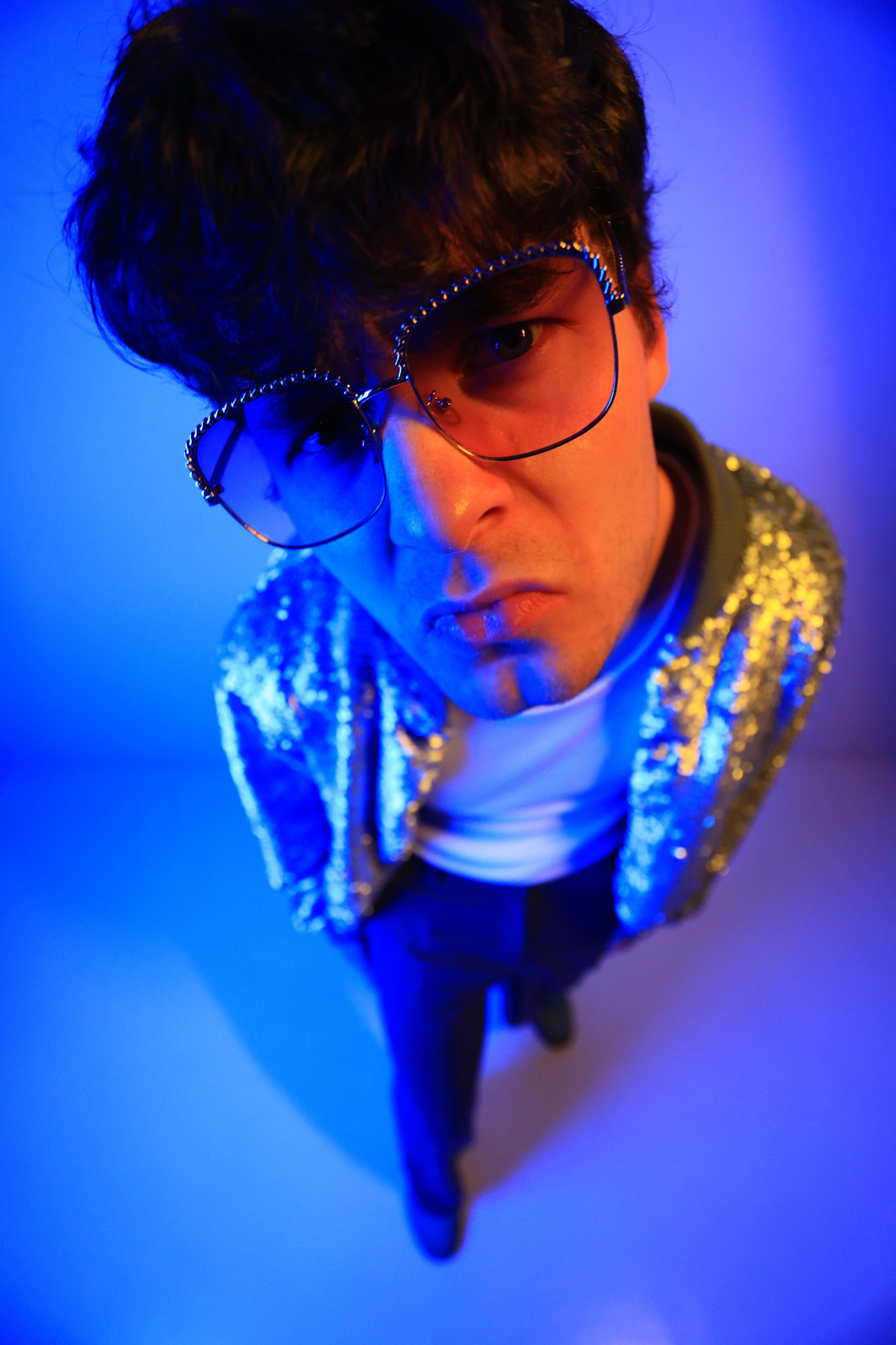 Неон карп. Лев Лекомцев модель