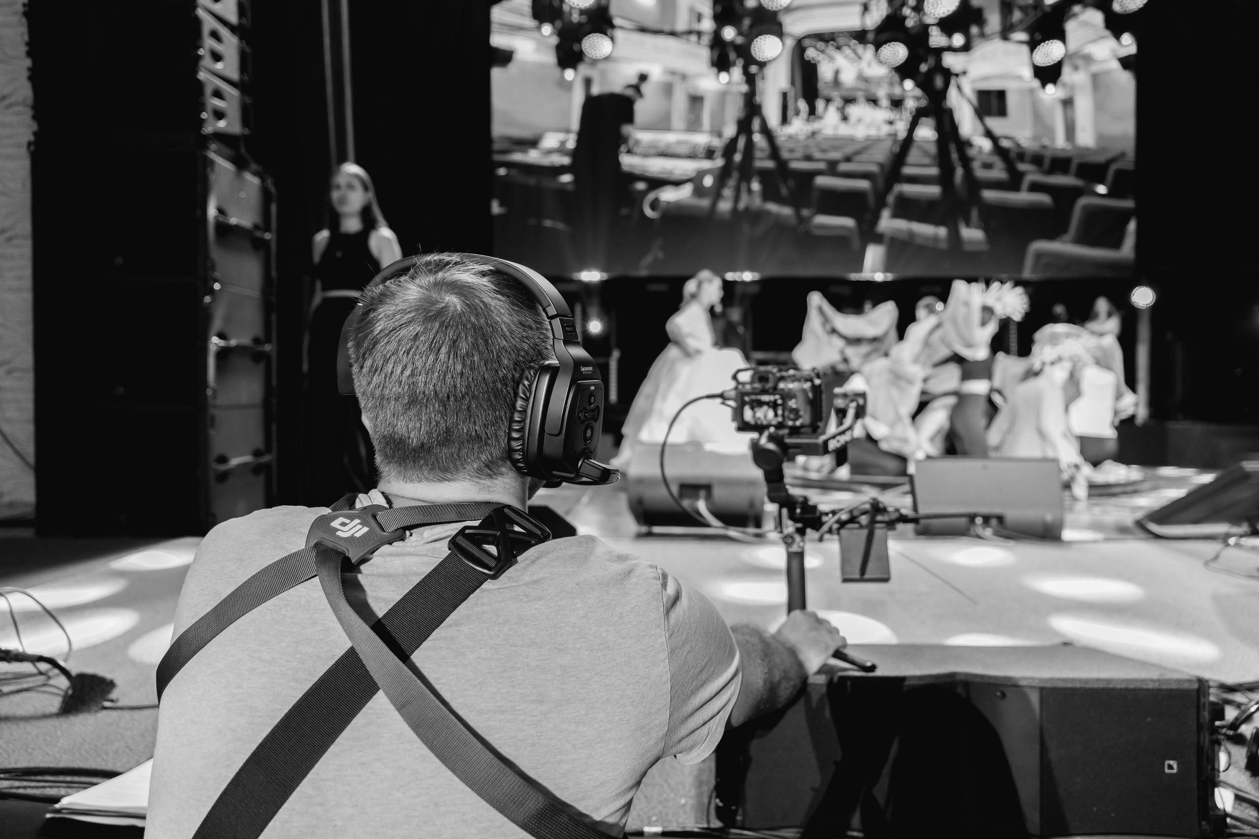 Backstage. Занимаюсь профессиональной фотографией и живу рядом с Байкалом. Работаю в разных жанрах