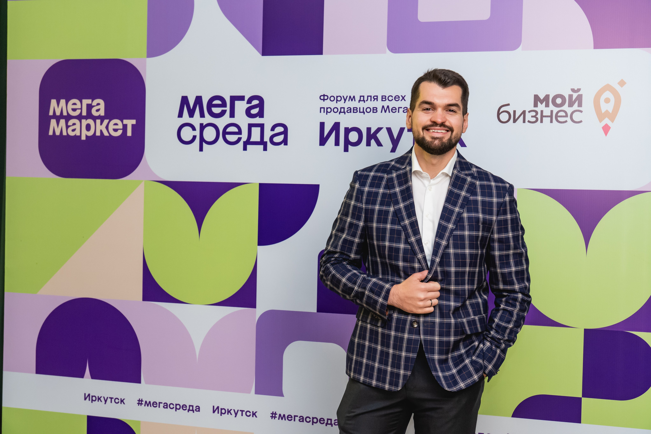 Мегасреда. Занимаюсь профессиональной фотографией и живу рядом с Байкалом. Работаю в разных жанрах