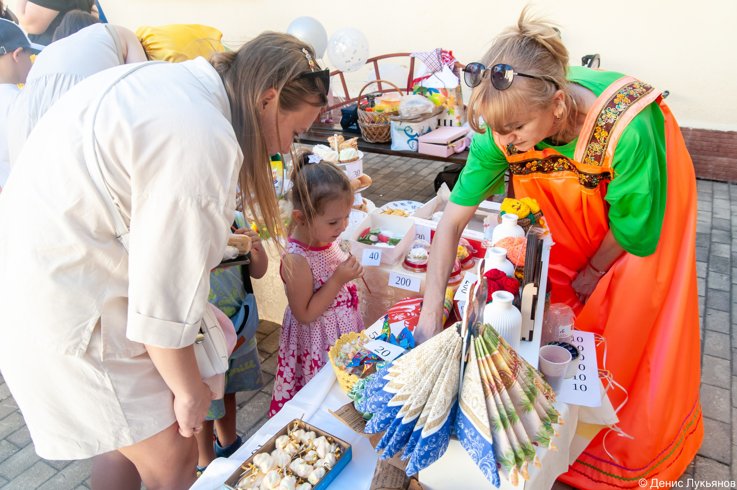 Ярмарка. Свадебный и семейный фотограф Денис Лукьянов в Краснодаре, Краснодарском крае и Республике Крым