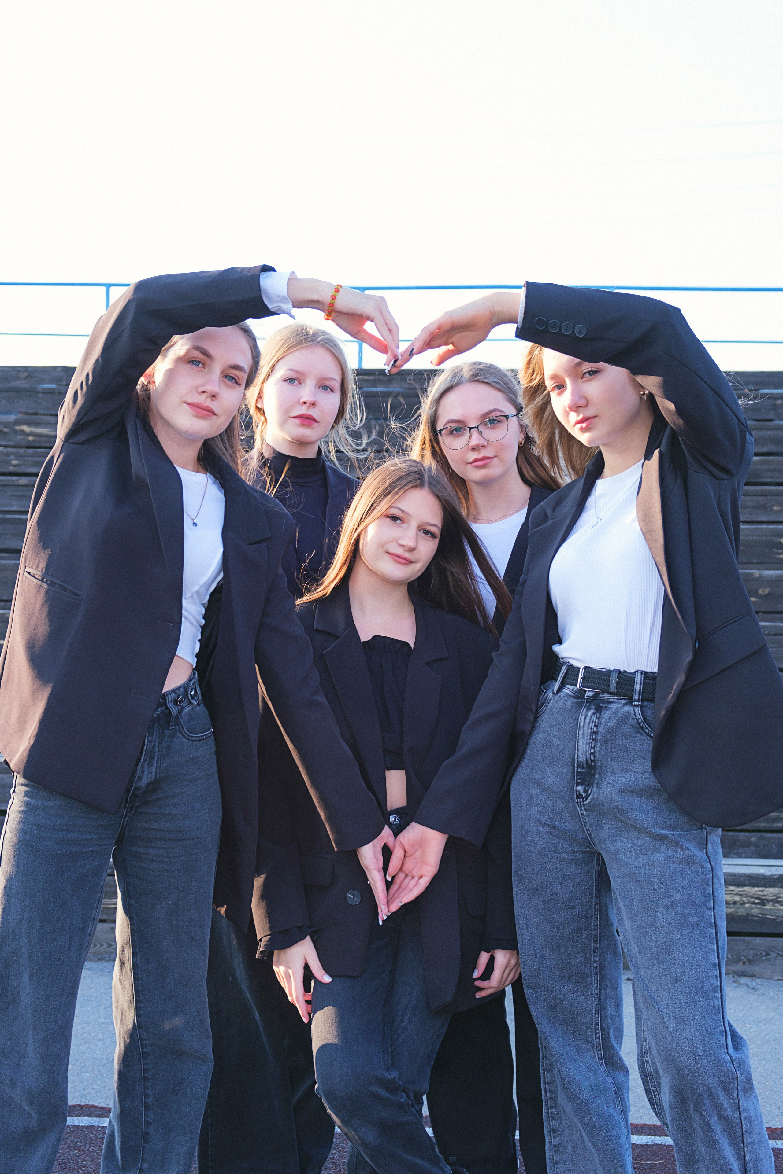 Выпускной альбом 2024. Фотограф и видеограф в Омск/Москва Сащенко Лера