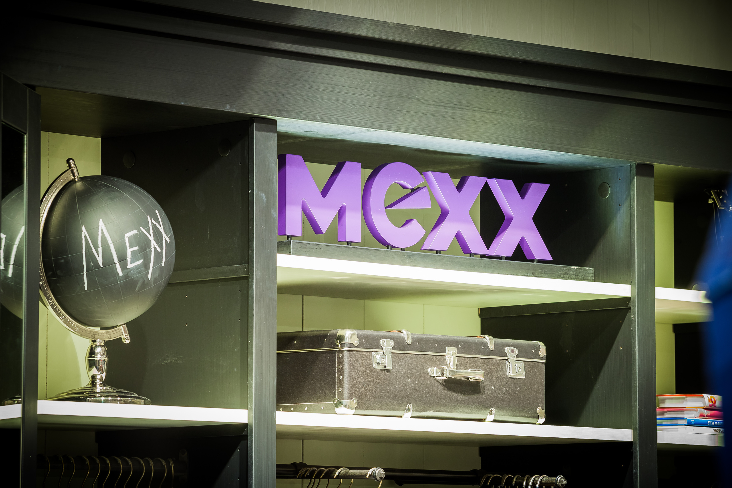 Магазин MEXX. Летопись вашей жизни. Фотограф Игорь Иванов