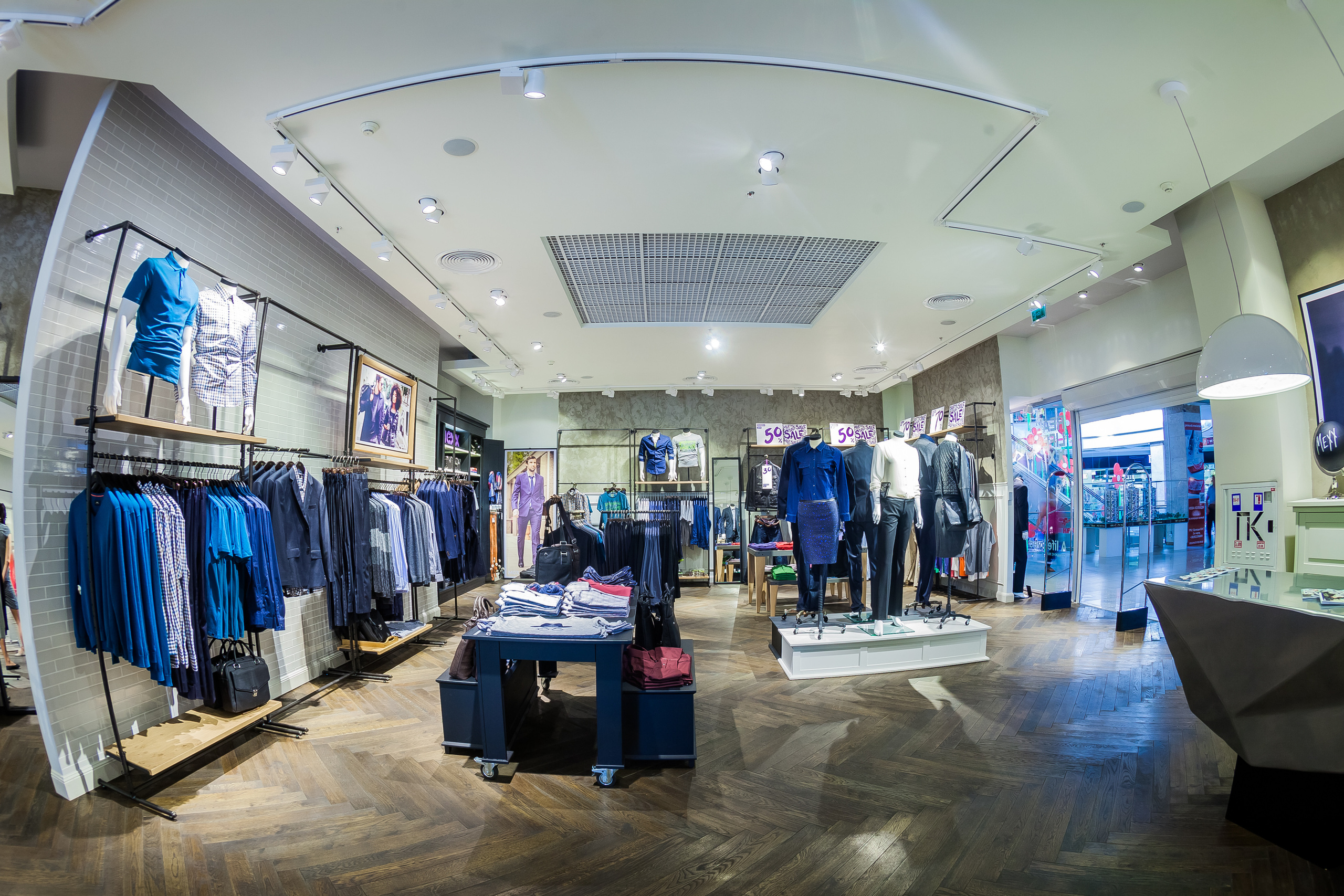 Магазин MEXX. Летопись вашей жизни. Фотограф Игорь Иванов