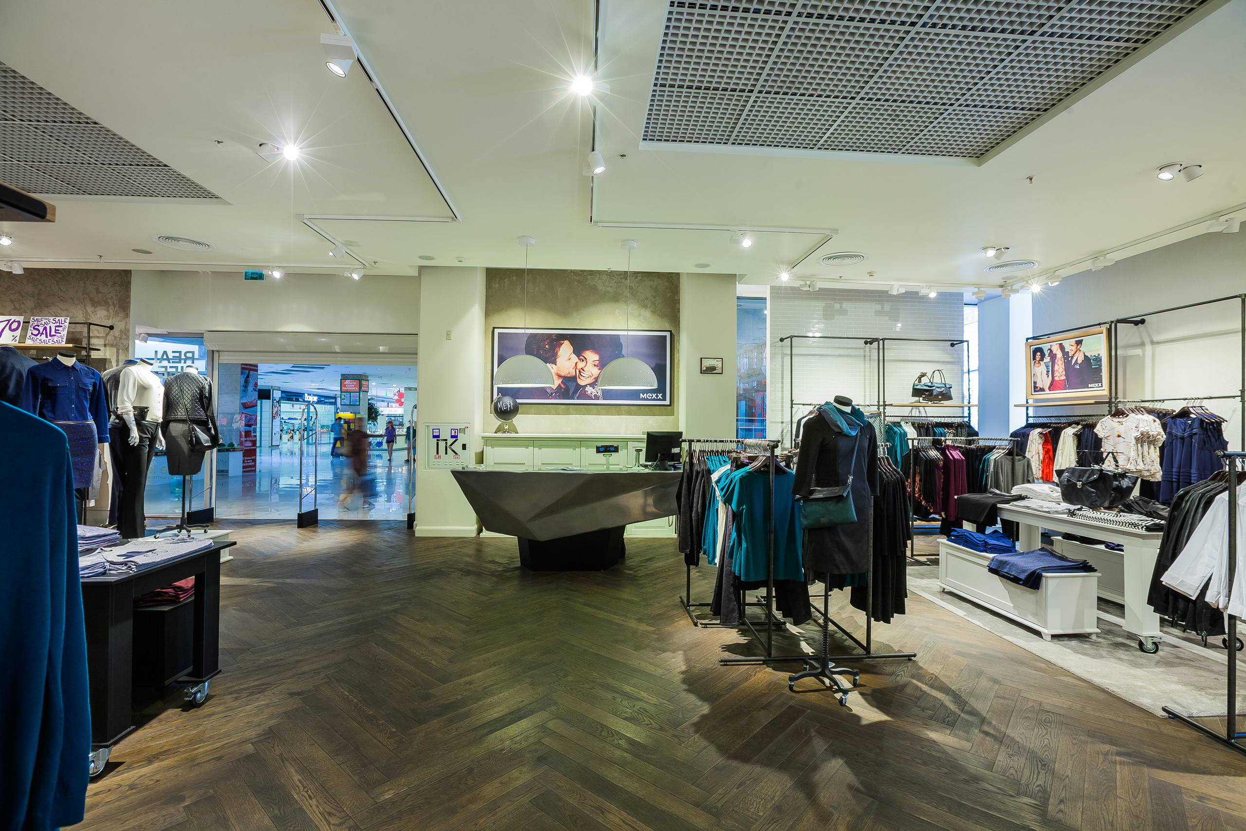 Магазин MEXX. Летопись вашей жизни. Фотограф Игорь Иванов