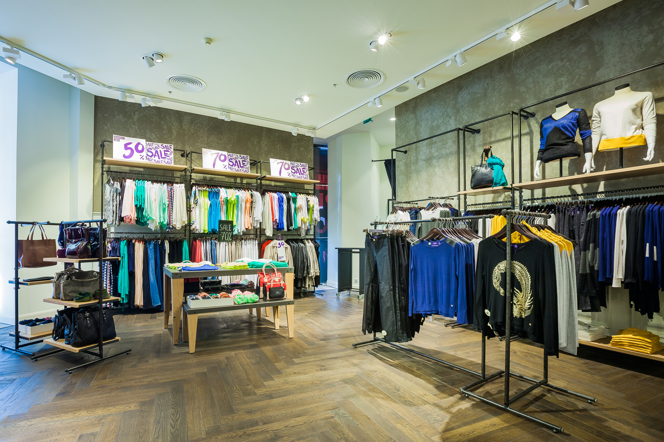 Магазин MEXX. Летопись вашей жизни. Фотограф Игорь Иванов