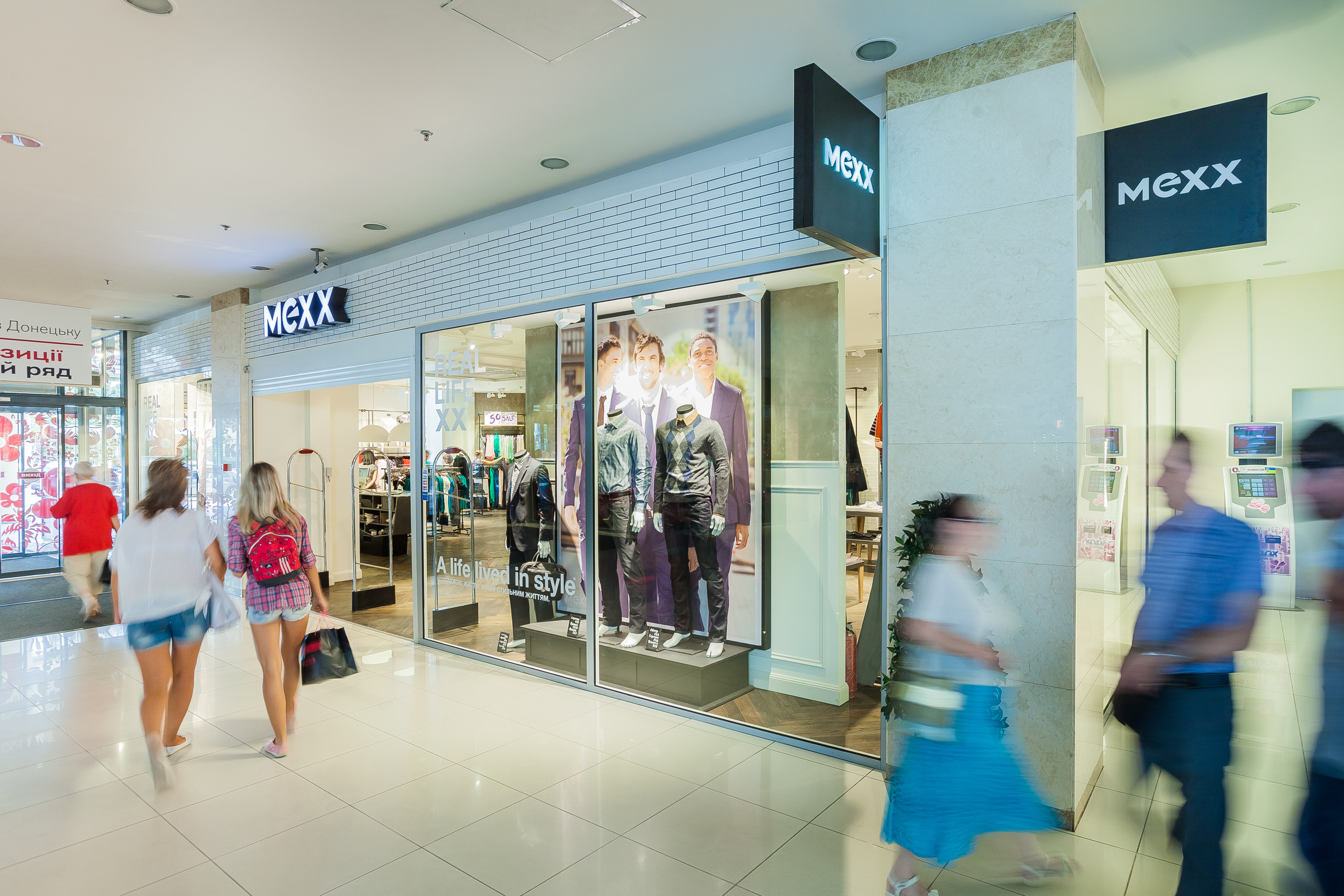 Магазин MEXX. Летопись вашей жизни. Фотограф Игорь Иванов