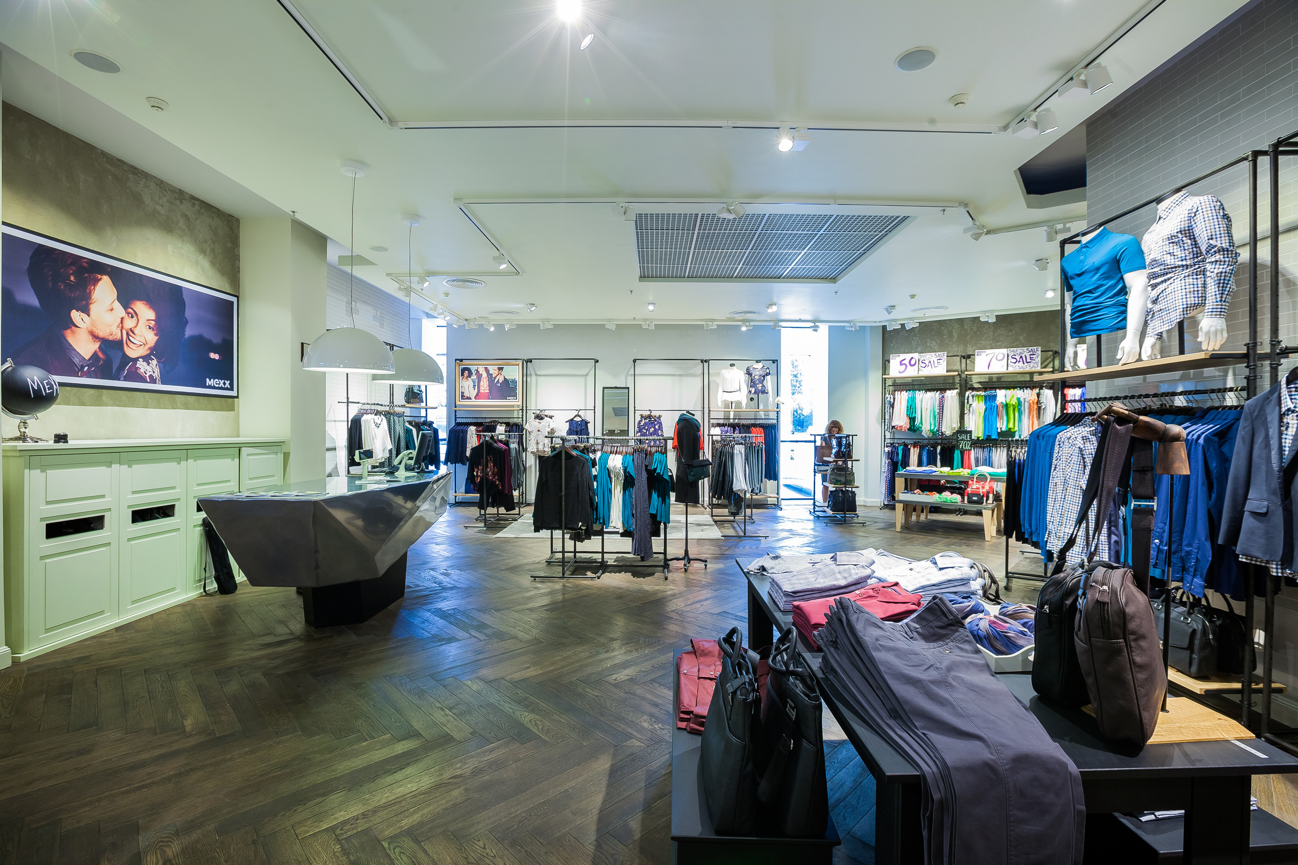 Магазин MEXX. Летопись вашей жизни. Фотограф Игорь Иванов