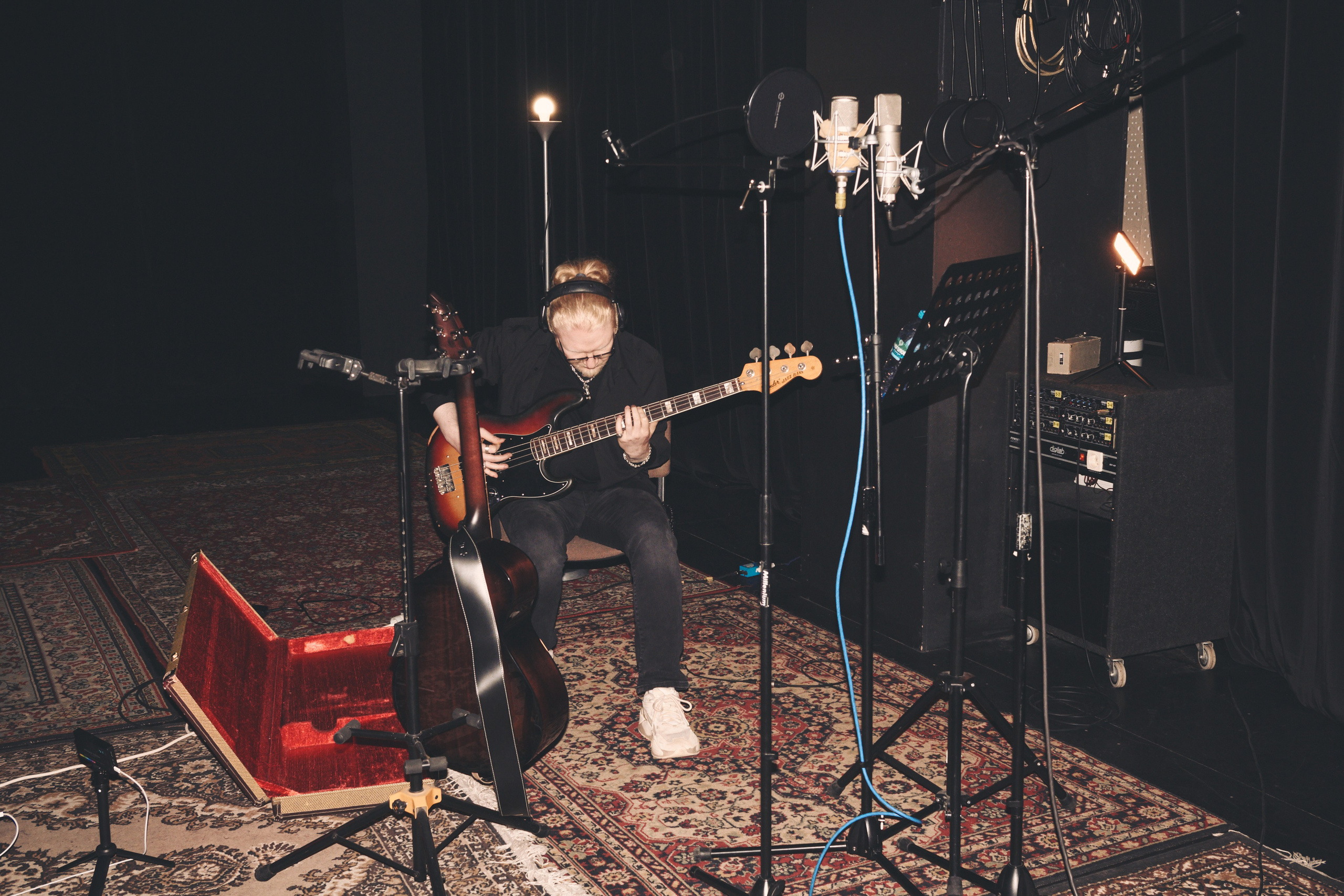 Голова Муэссы/Параметрика — Запись Ретроградного Меркурия. Фотография для артистов