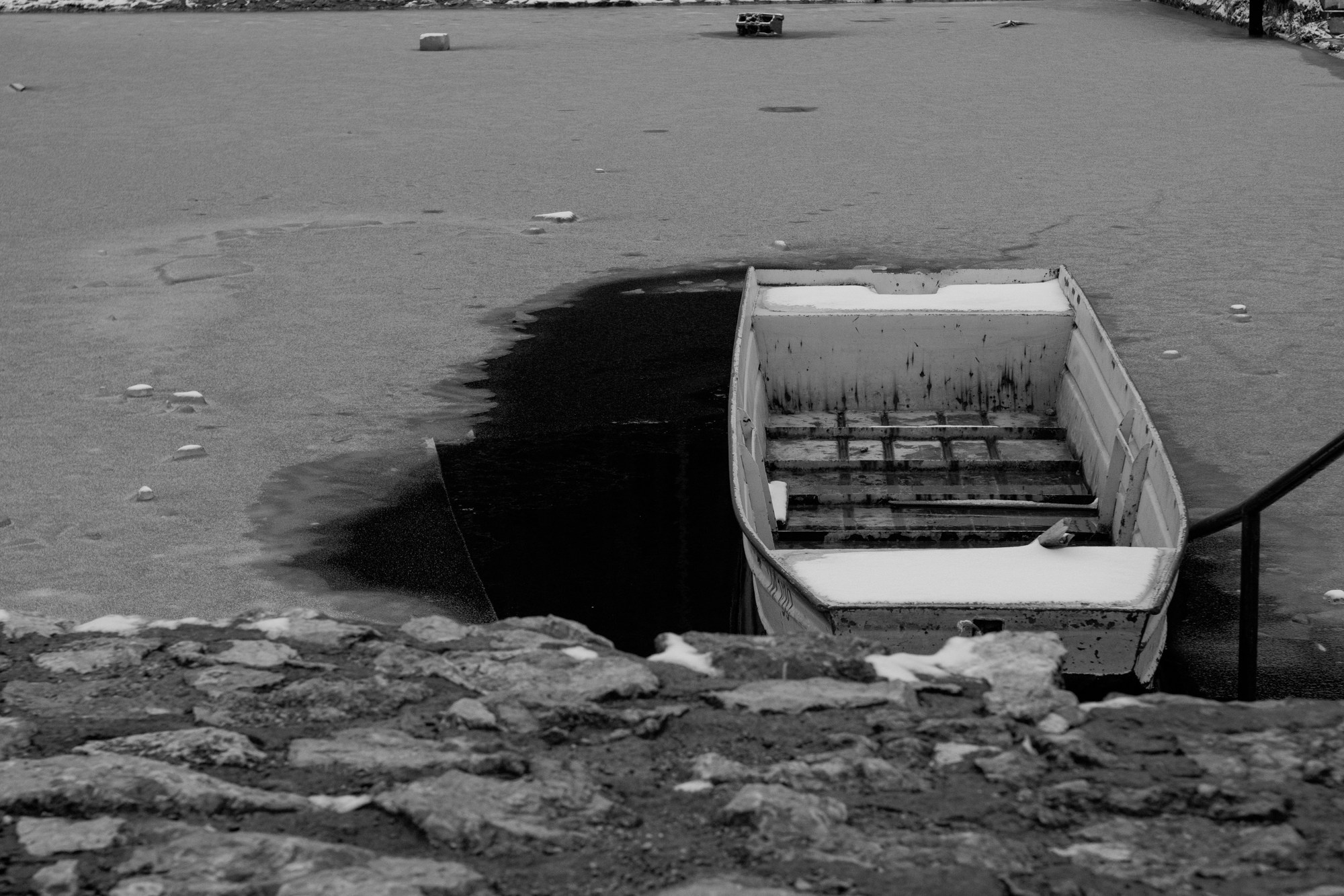 WAITING HALL. Alexander Malchenko