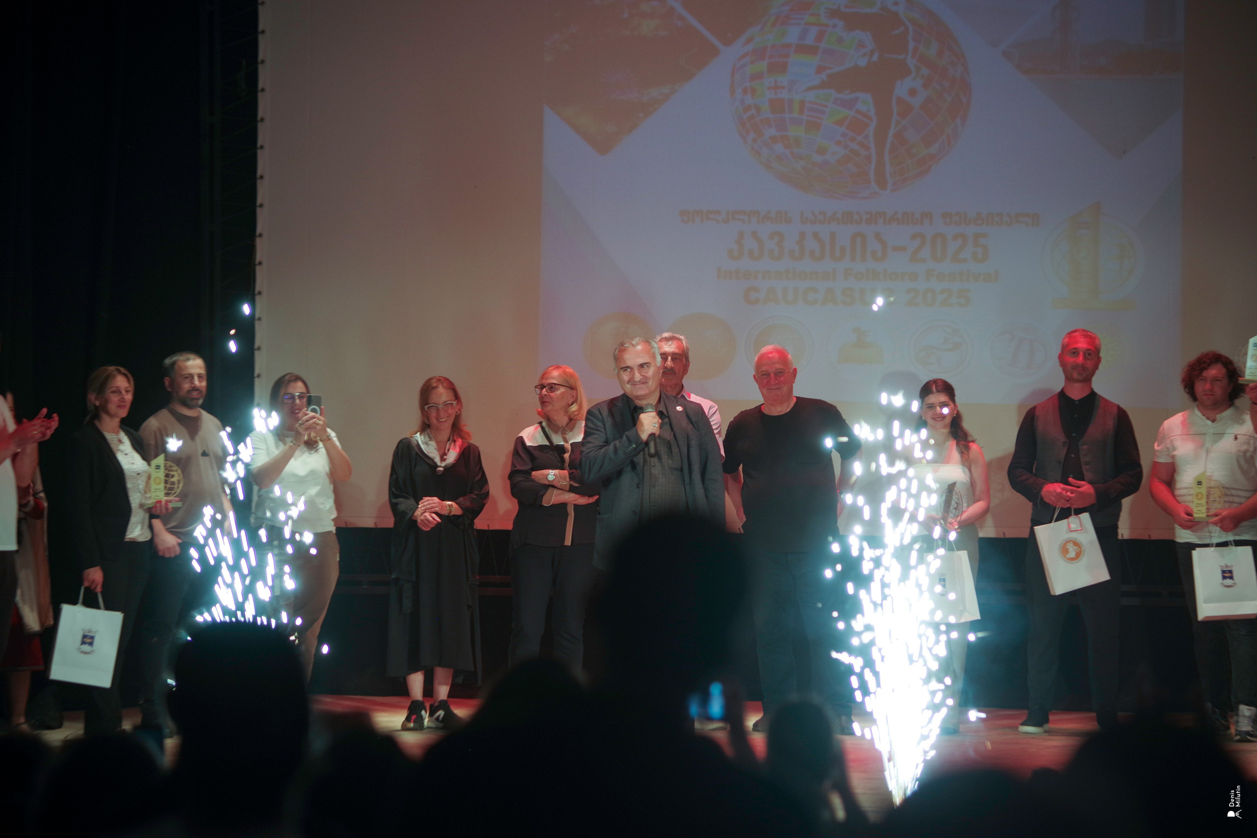 Танцы в прекрасном Они. Портретный фотограф Денис Милютин