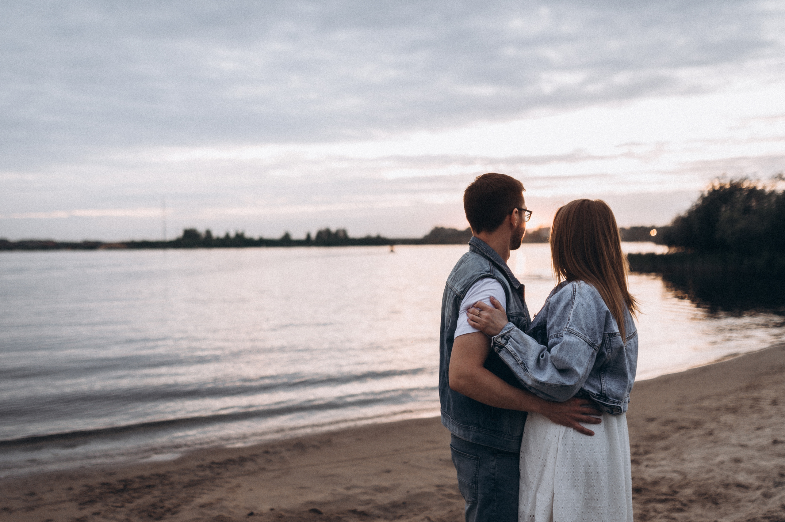 Мария Алексей лав стори на берегу. Фотограф ПИТЕР СПБ Надежда Баранова
