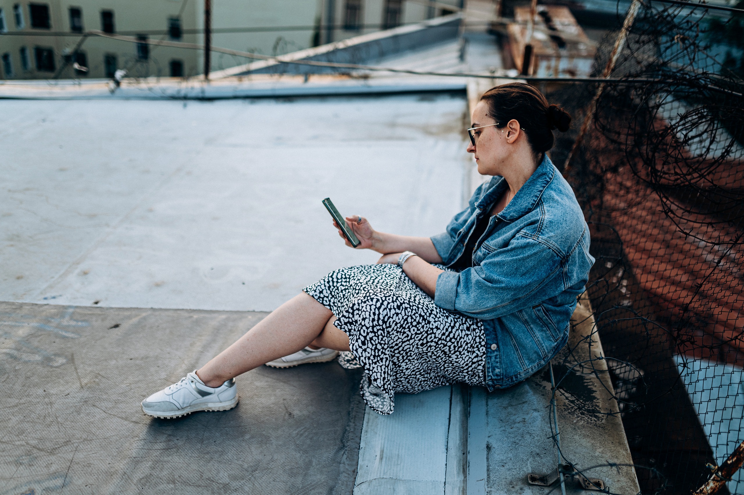 Две подруги крыша СПБ (Таня+Таня). Фотограф ПИТЕР СПБ Надежда Баранова