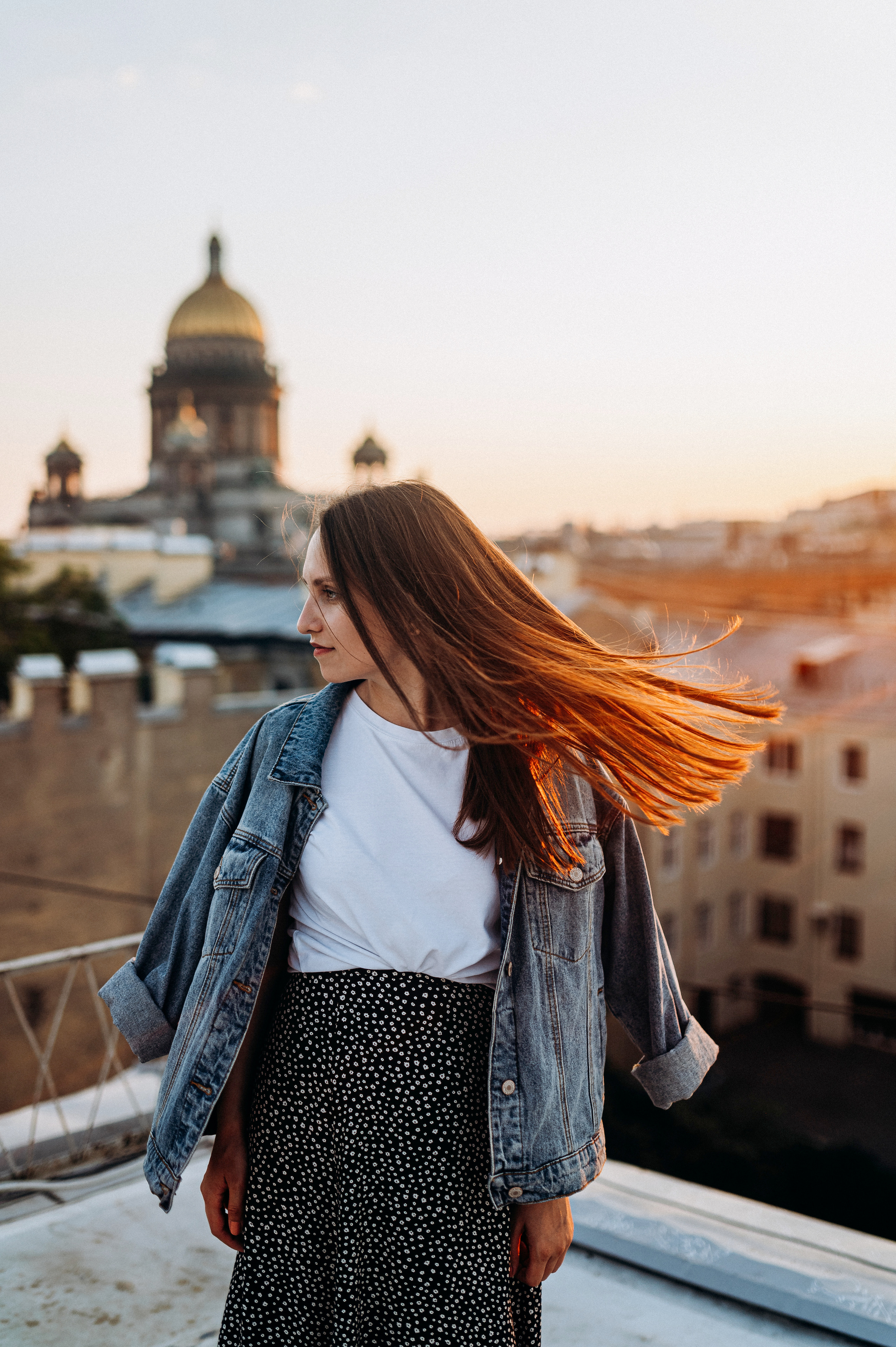 Две подруги крыша СПБ (Таня+Таня). Фотограф ПИТЕР СПБ Надежда Баранова