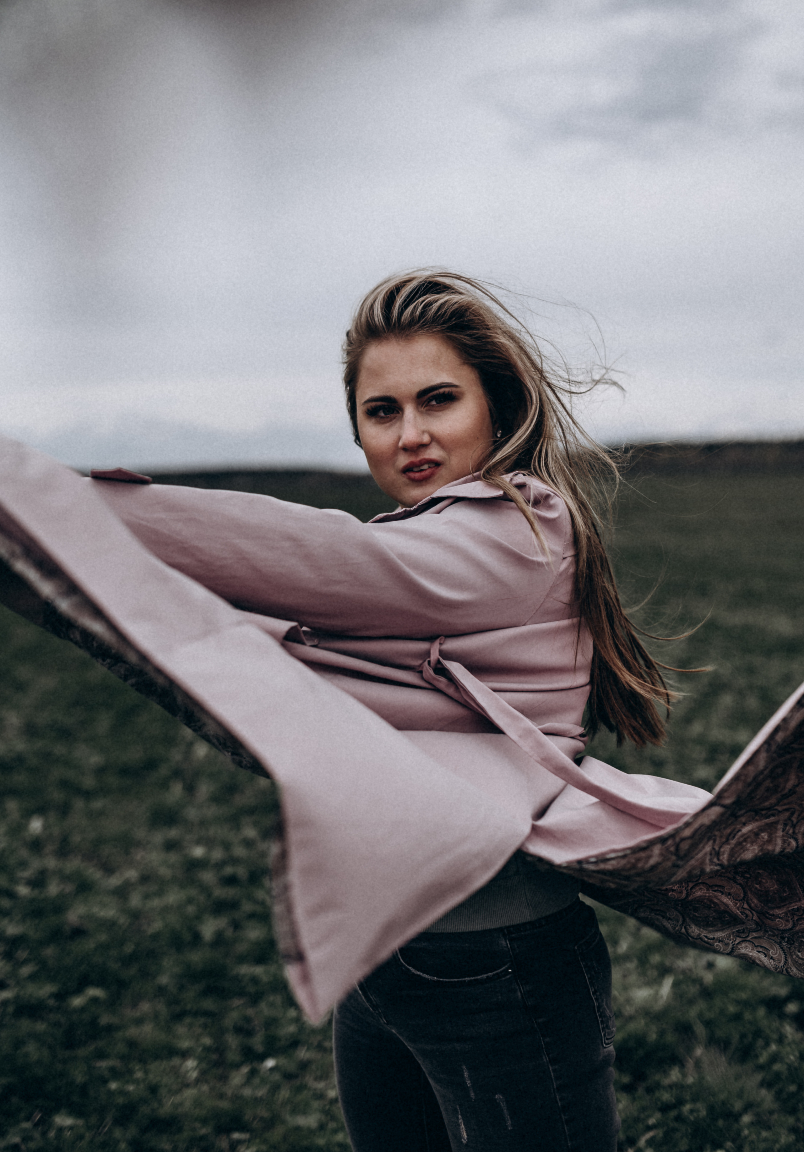 Индивидуальная фотосессия в поле Аня. Фотограф ПИТЕР СПБ Надежда Баранова