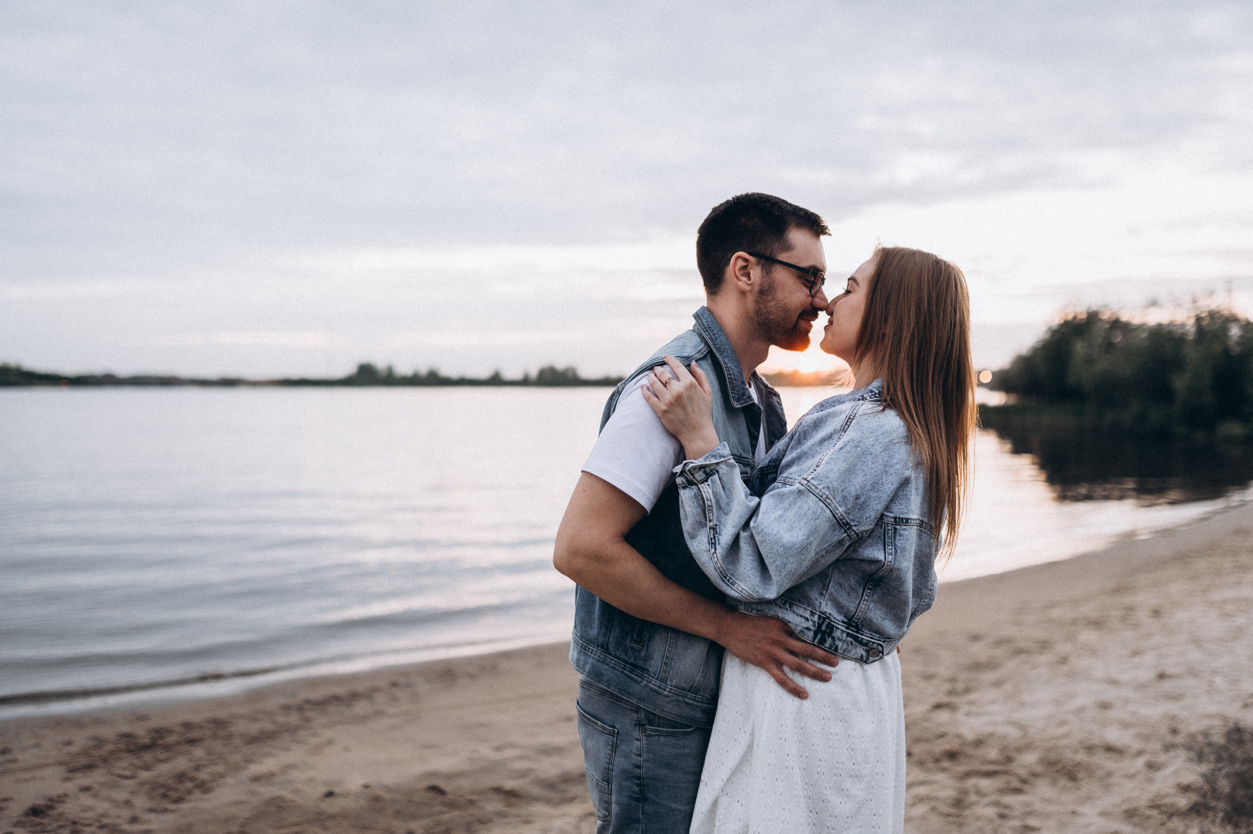 Мария Алексей лав стори на берегу. Фотограф ПИТЕР СПБ Надежда Баранова