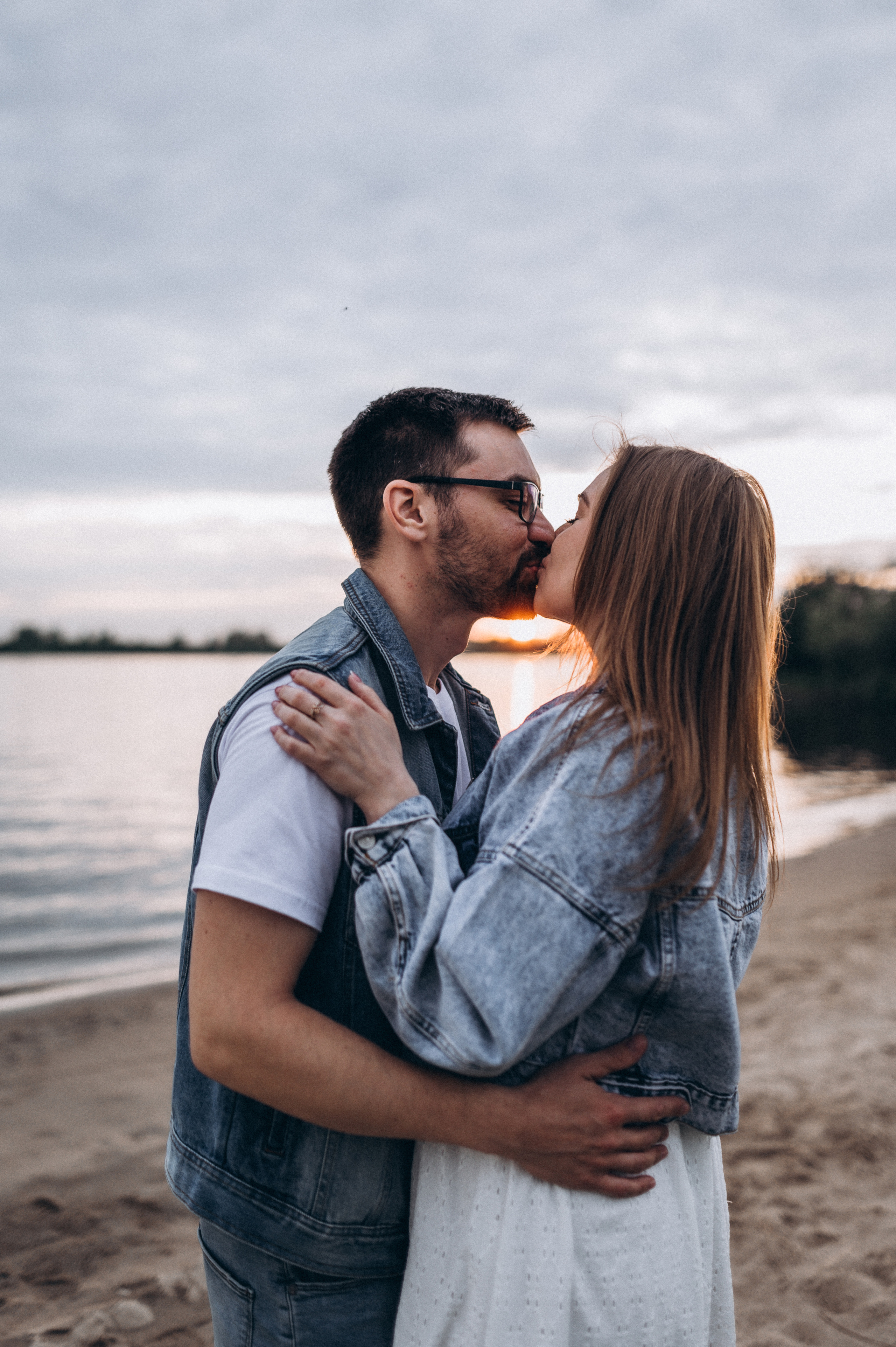 Мария Алексей лав стори на берегу. Фотограф ПИТЕР СПБ Надежда Баранова