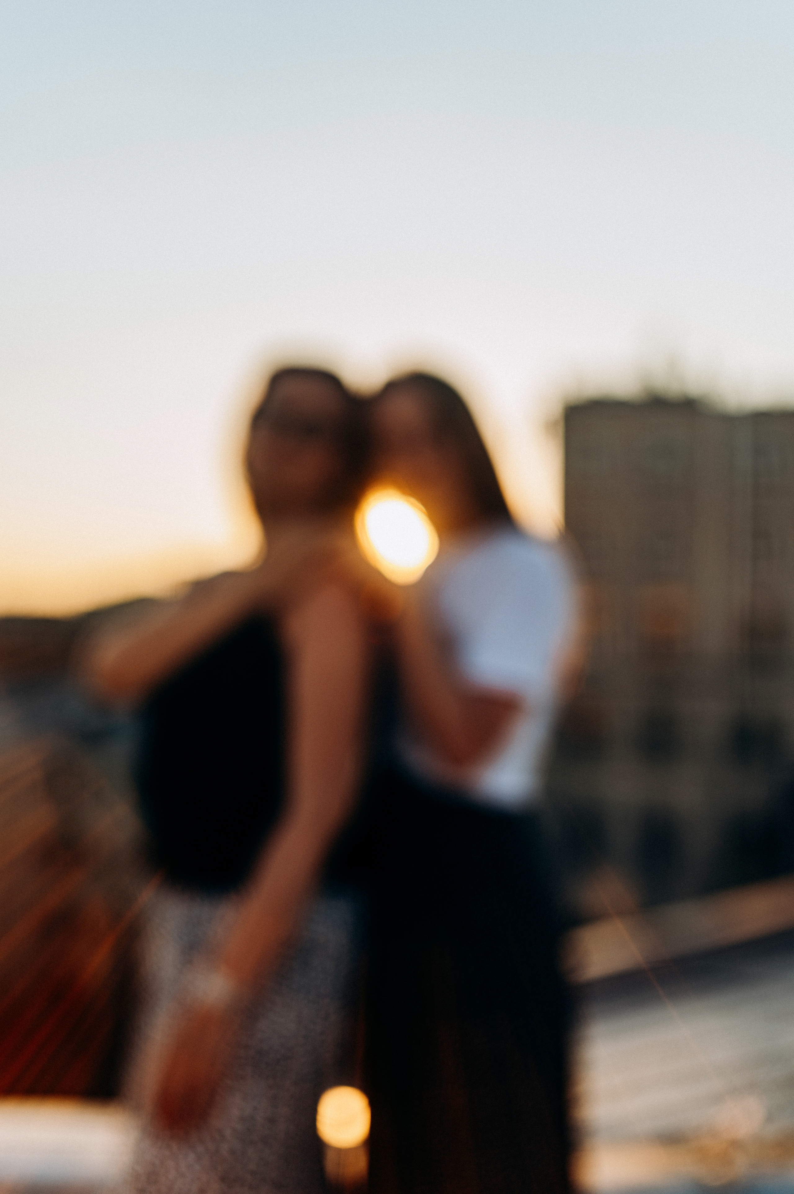 Две подруги крыша СПБ (Таня+Таня). Фотограф ПИТЕР СПБ Надежда Баранова