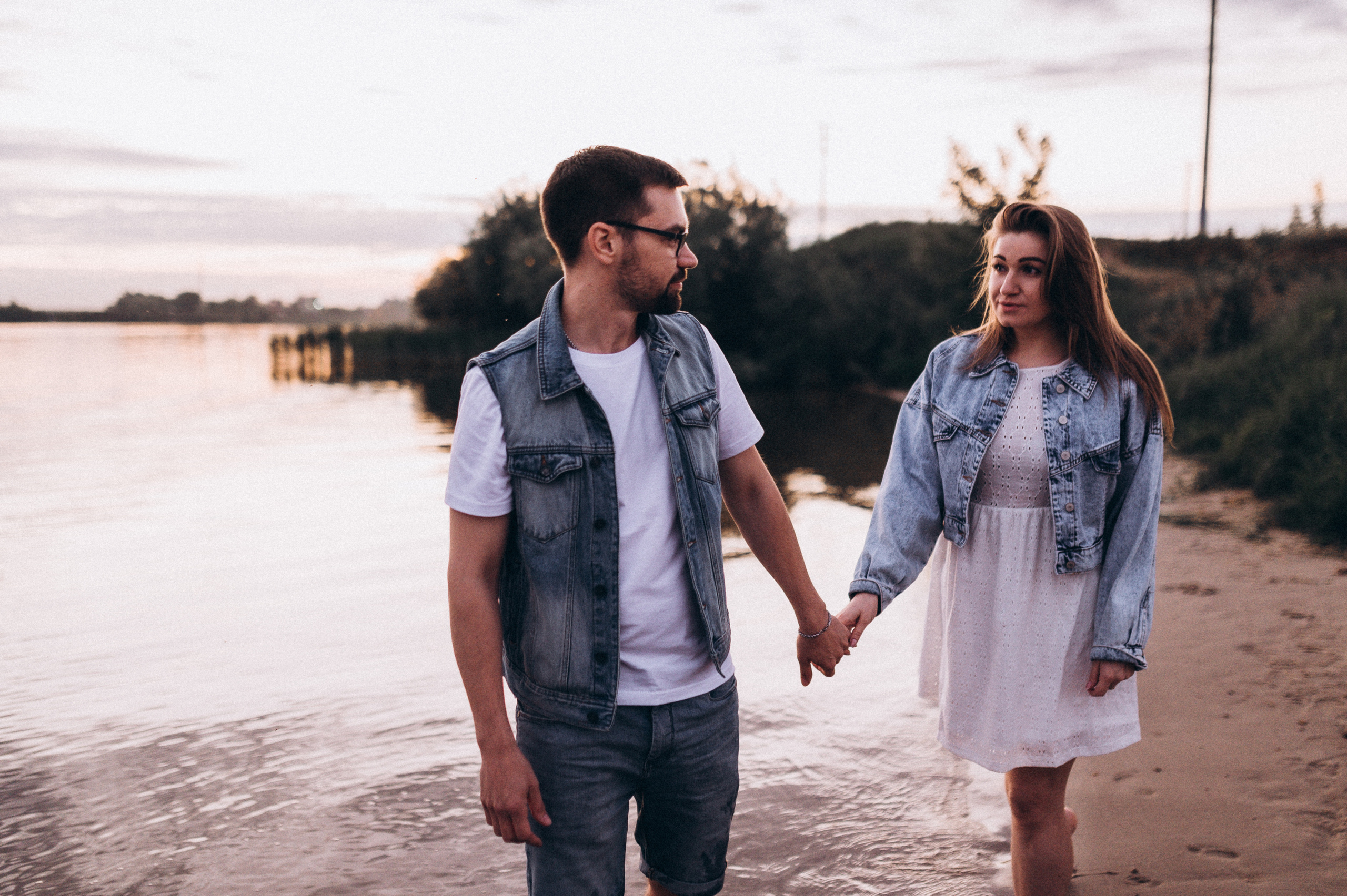 Мария Алексей лав стори на берегу. Фотограф ПИТЕР СПБ Надежда Баранова