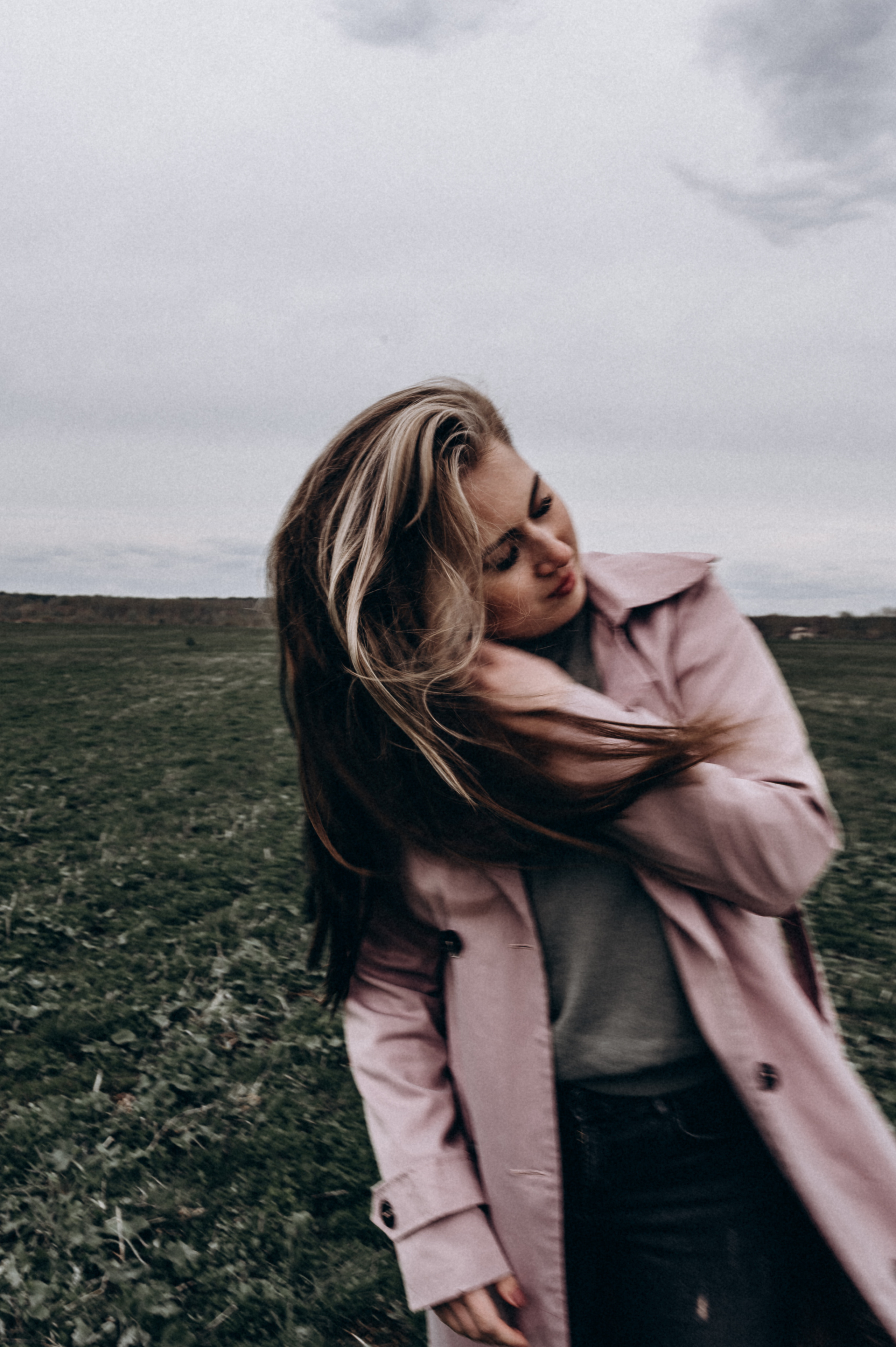 Индивидуальная фотосессия в поле Аня. Фотограф ПИТЕР СПБ Надежда Баранова