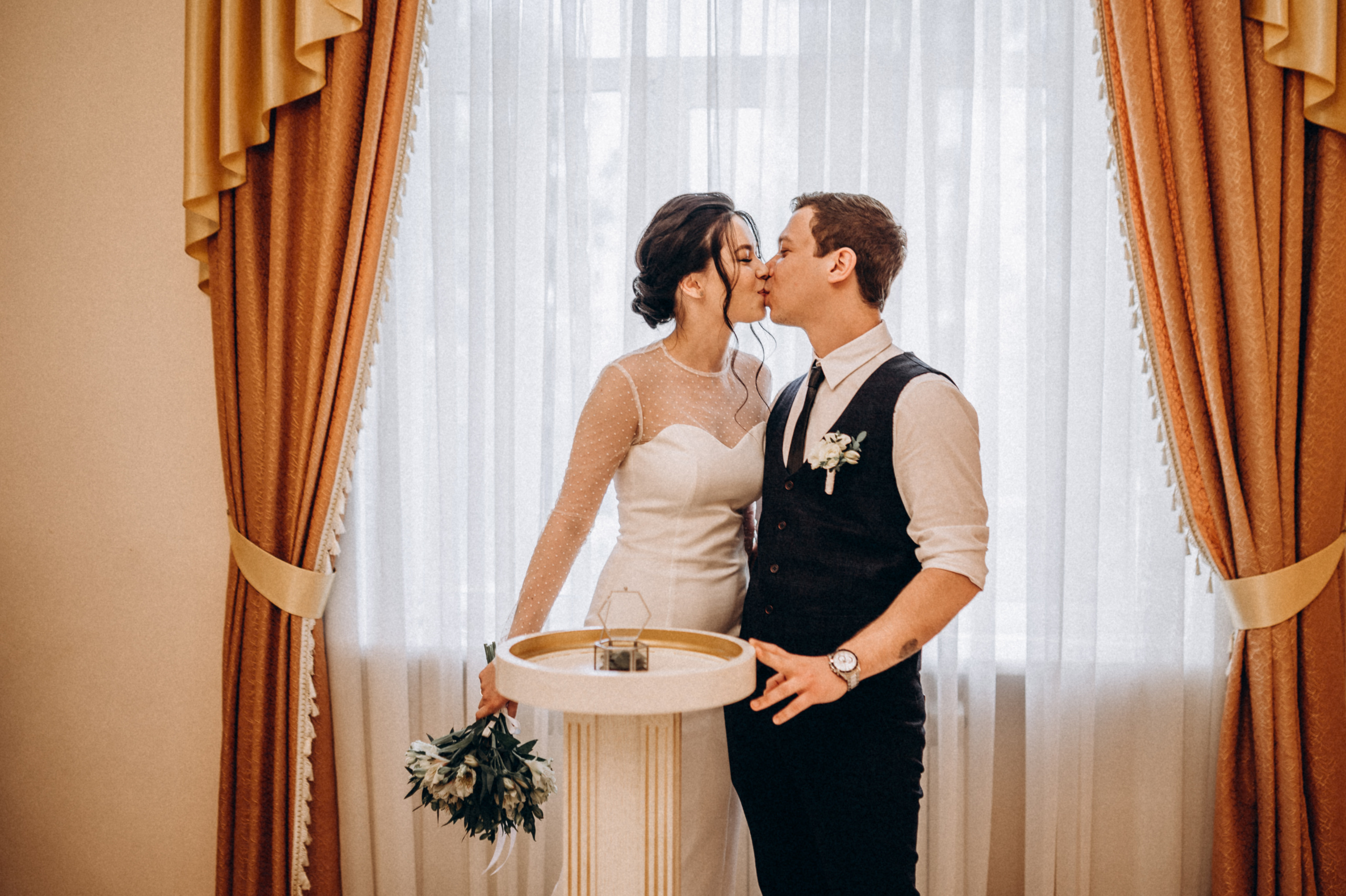 Свадьба Анастасия Сергей камерная (загс+прогулка). Фотограф ПИТЕР СПБ Надежда Баранова