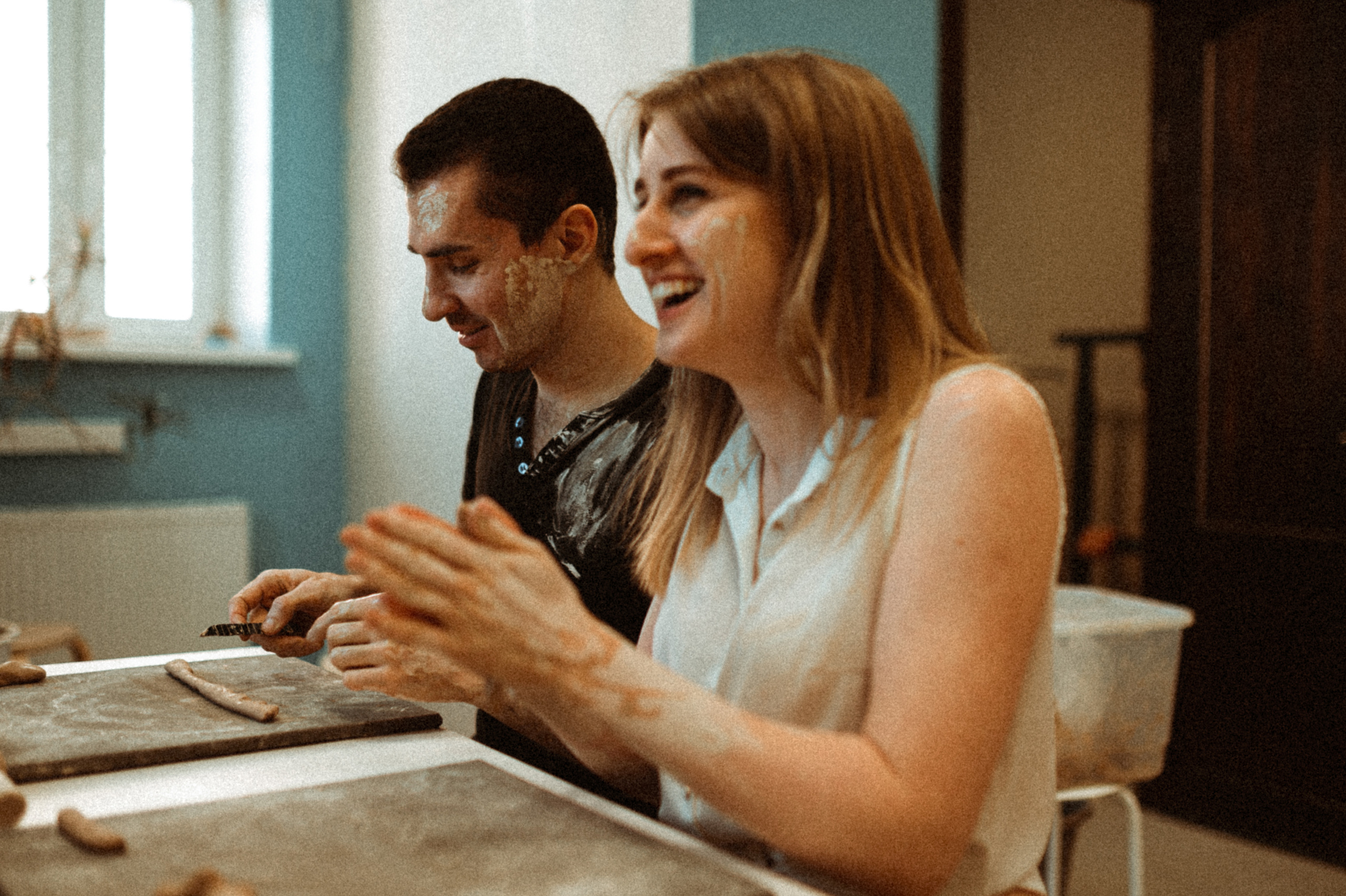 Лена+Петя лав стори гончарная мастерская. Фотограф ПИТЕР СПБ Надежда Баранова