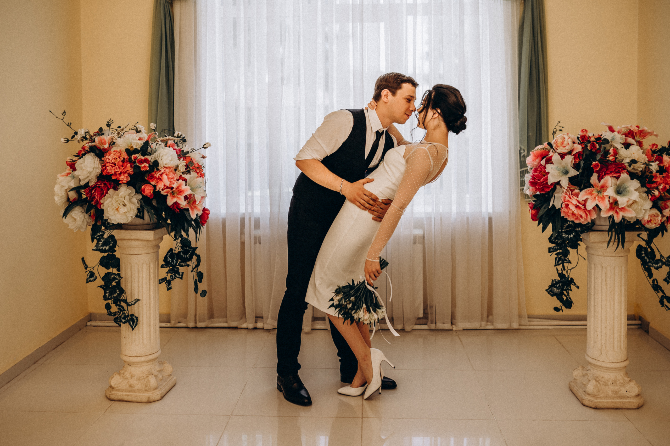 Свадьба Анастасия Сергей камерная (загс+прогулка). Фотограф ПИТЕР СПБ Надежда Баранова