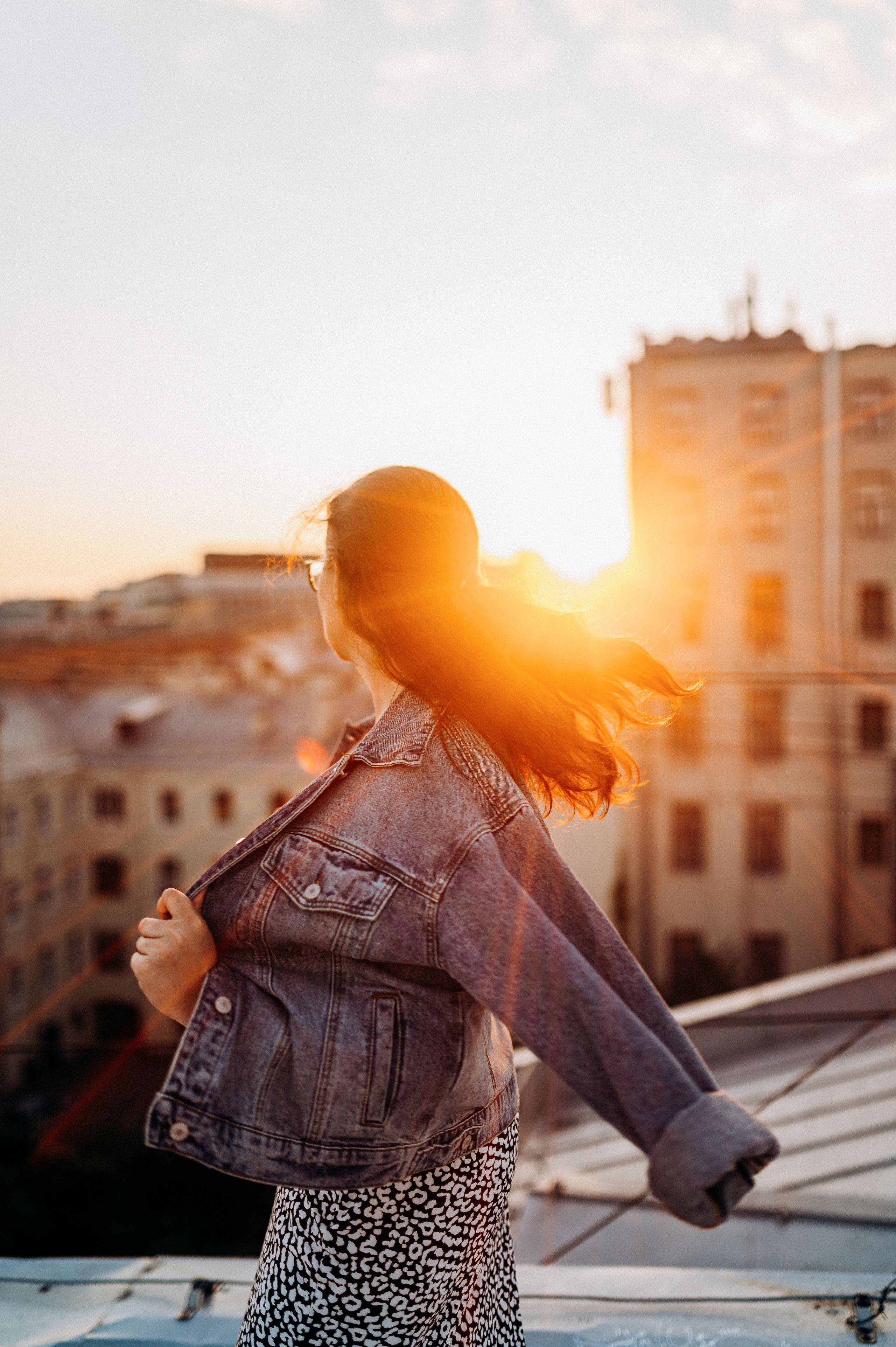 Две подруги крыша СПБ (Таня+Таня). Фотограф ПИТЕР СПБ Надежда Баранова