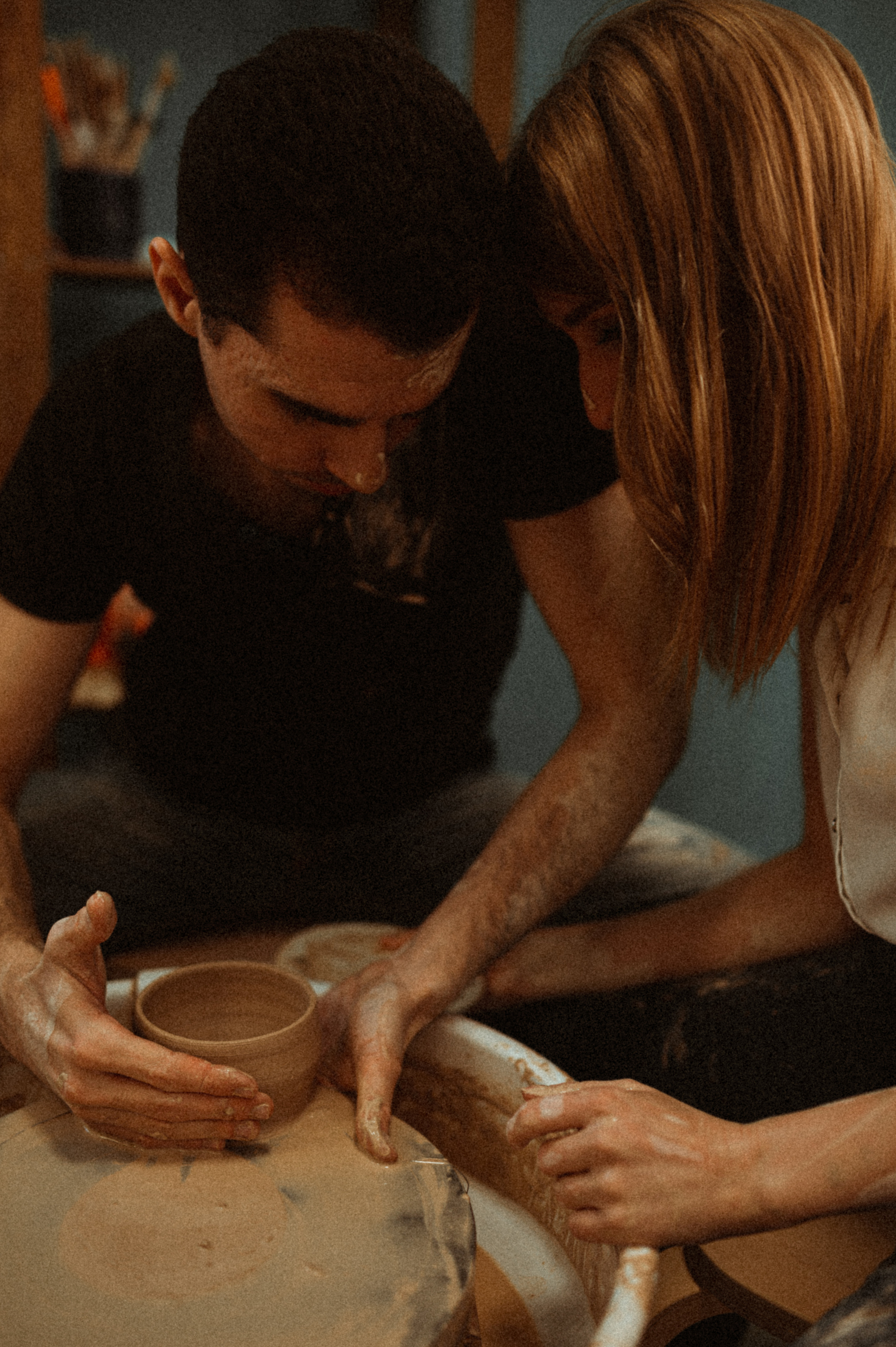 Лена+Петя лав стори гончарная мастерская. Фотограф ПИТЕР СПБ Надежда Баранова