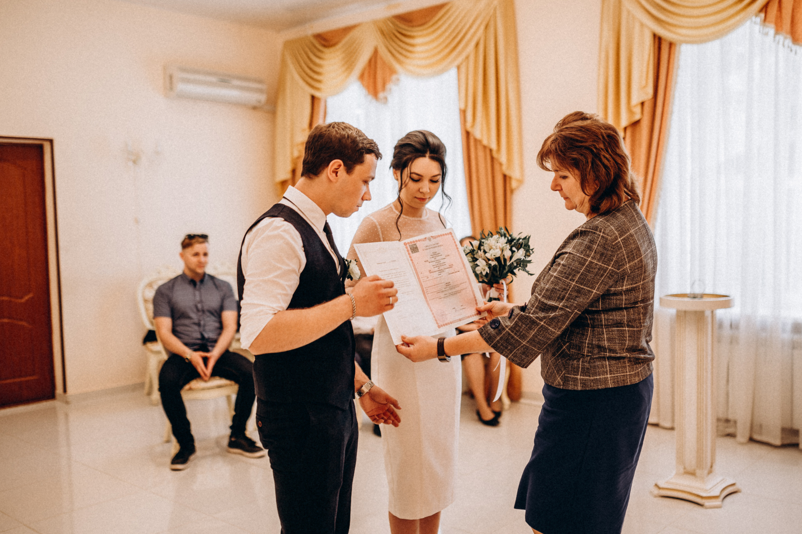 Свадьба Анастасия Сергей камерная (загс+прогулка). Фотограф ПИТЕР СПБ Надежда Баранова