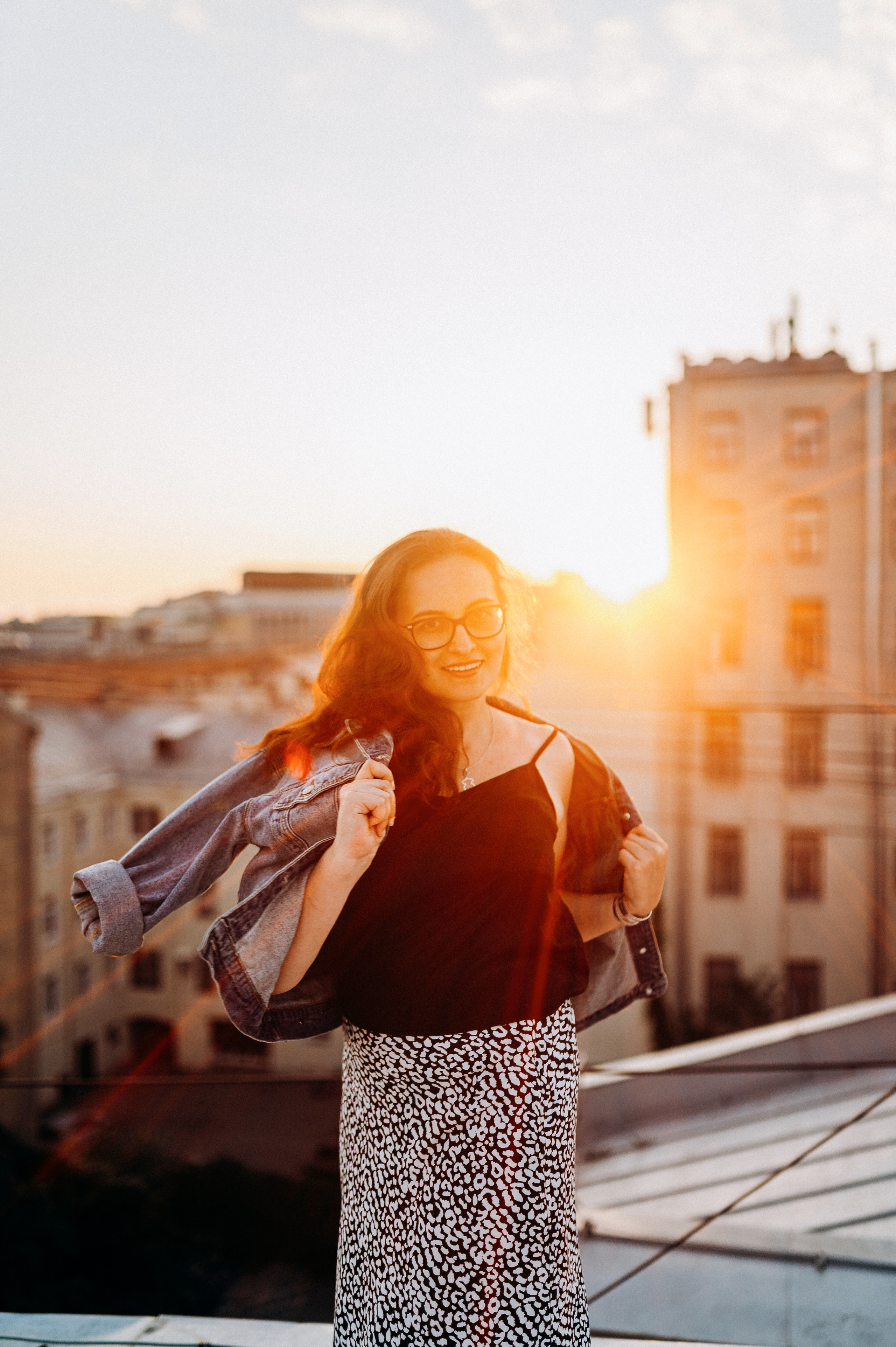 Две подруги крыша СПБ (Таня+Таня). Фотограф ПИТЕР СПБ Надежда Баранова