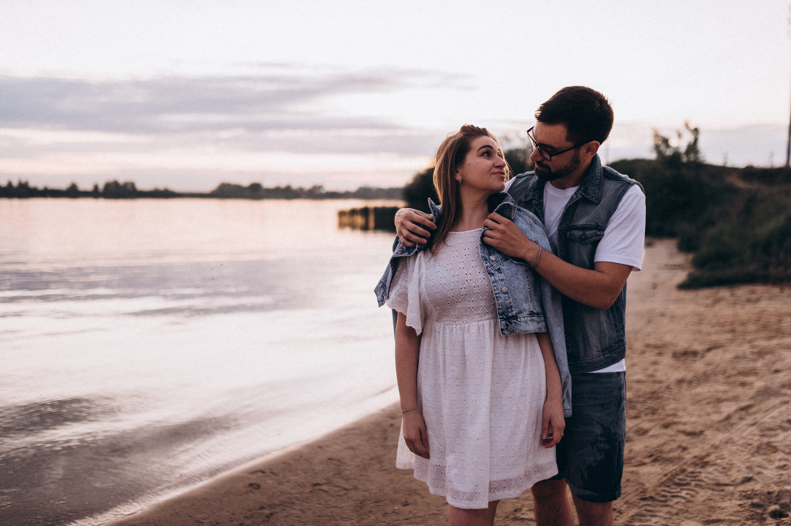 Мария Алексей лав стори на берегу. Фотограф ПИТЕР СПБ Надежда Баранова