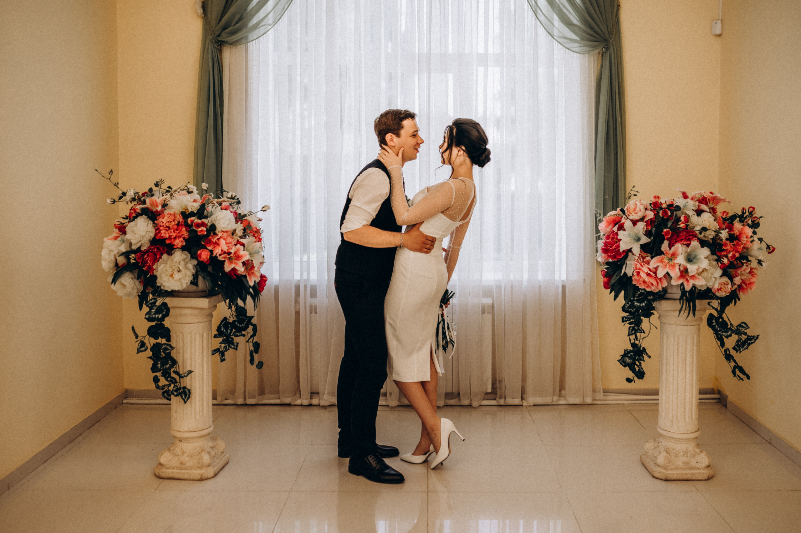 Свадьба Анастасия Сергей камерная (загс+прогулка). Фотограф ПИТЕР СПБ Надежда Баранова