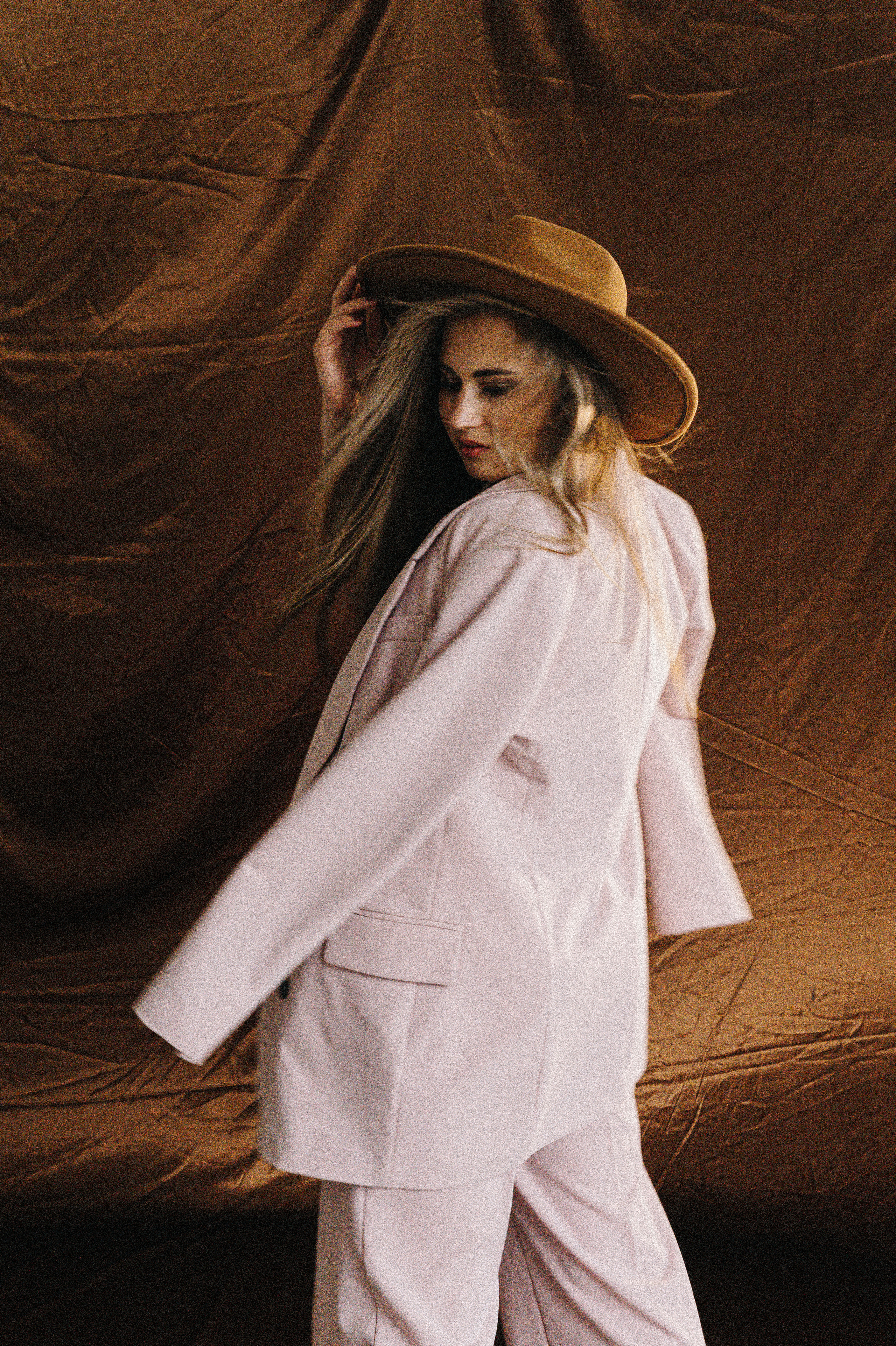 Анюта индивидуальная фотосессия в студии. Фотограф ПИТЕР СПБ Надежда Баранова