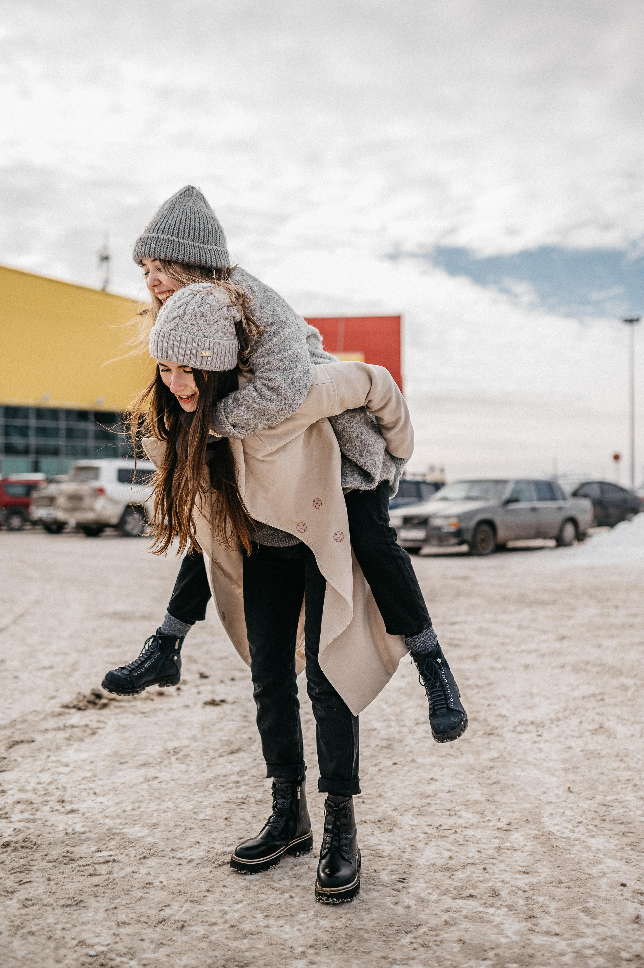 Подружки. Фотограф ПИТЕР СПБ Надежда Баранова