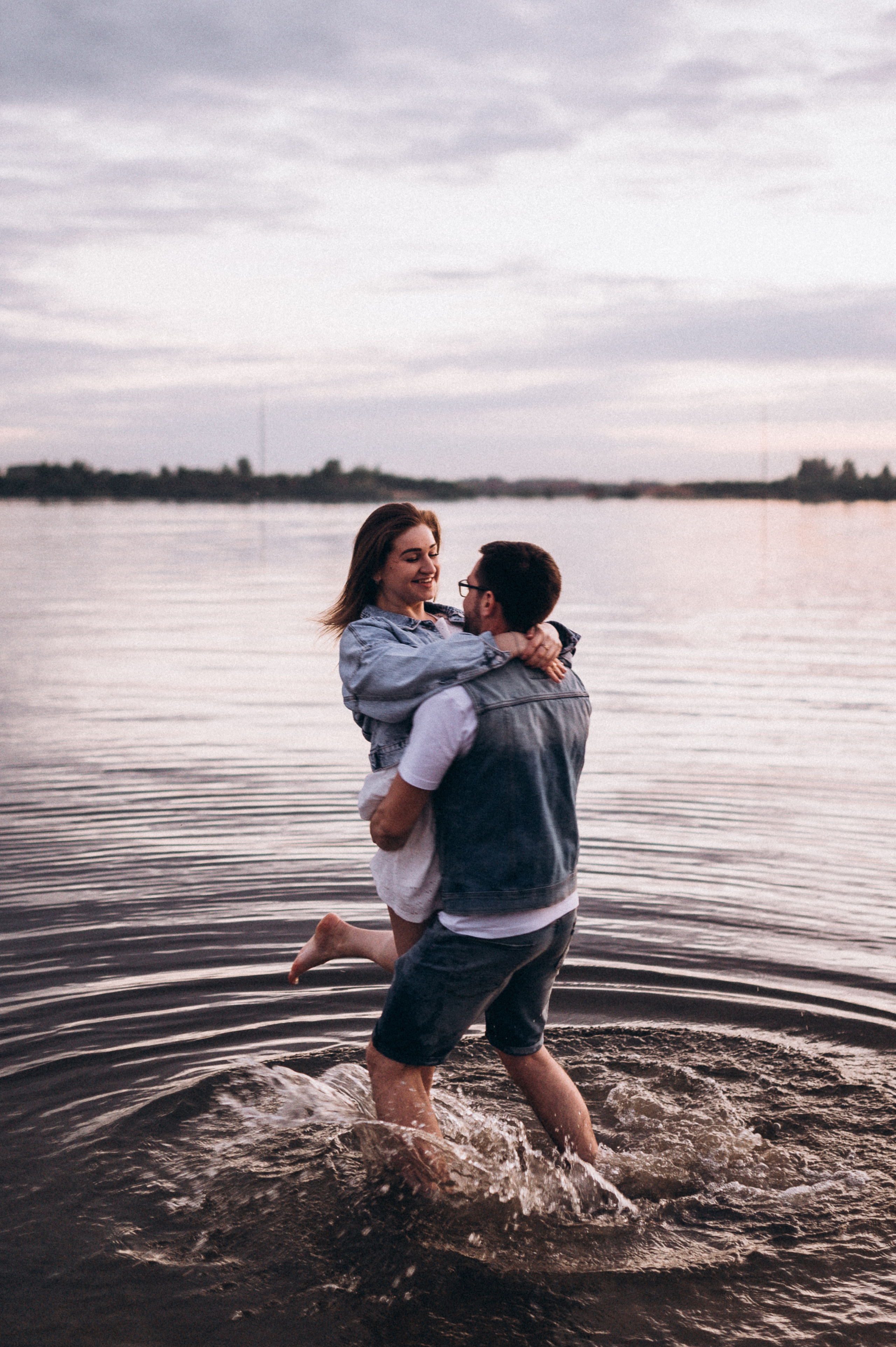 Мария Алексей лав стори на берегу. Фотограф ПИТЕР СПБ Надежда Баранова
