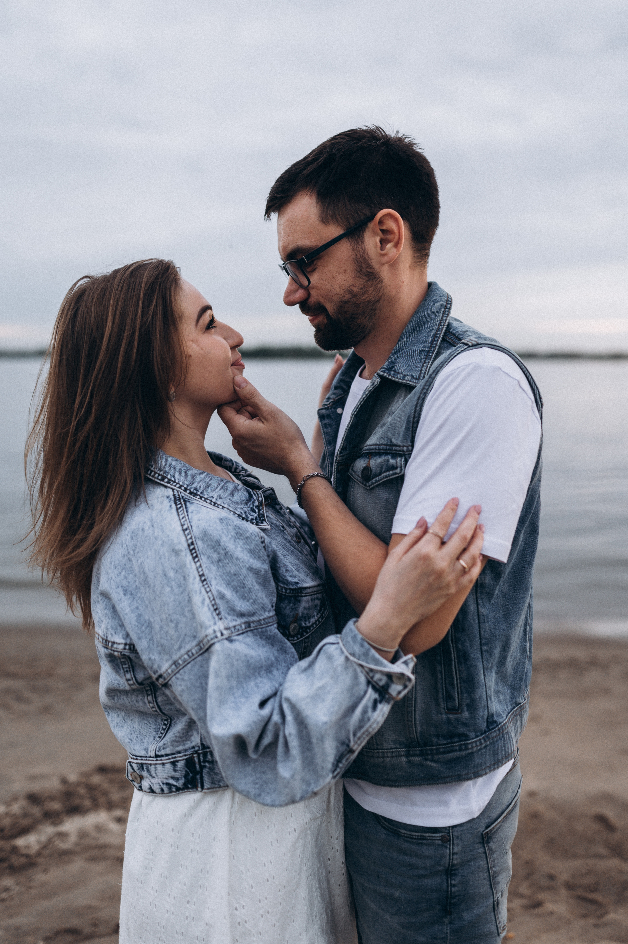 Мария Алексей лав стори на берегу. Фотограф ПИТЕР СПБ Надежда Баранова