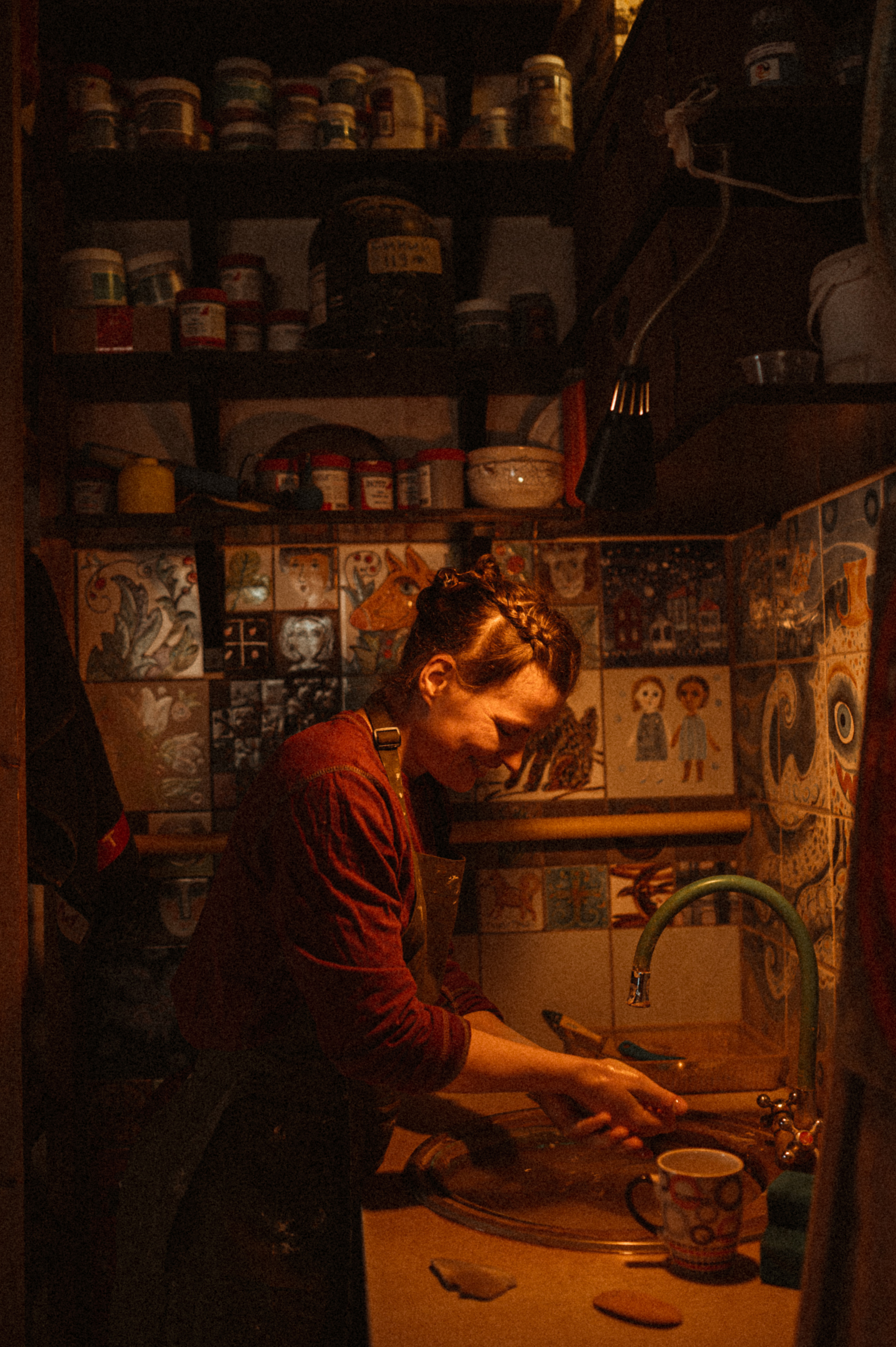 Аня художник-керамист. Фотограф ПИТЕР СПБ Надежда Баранова