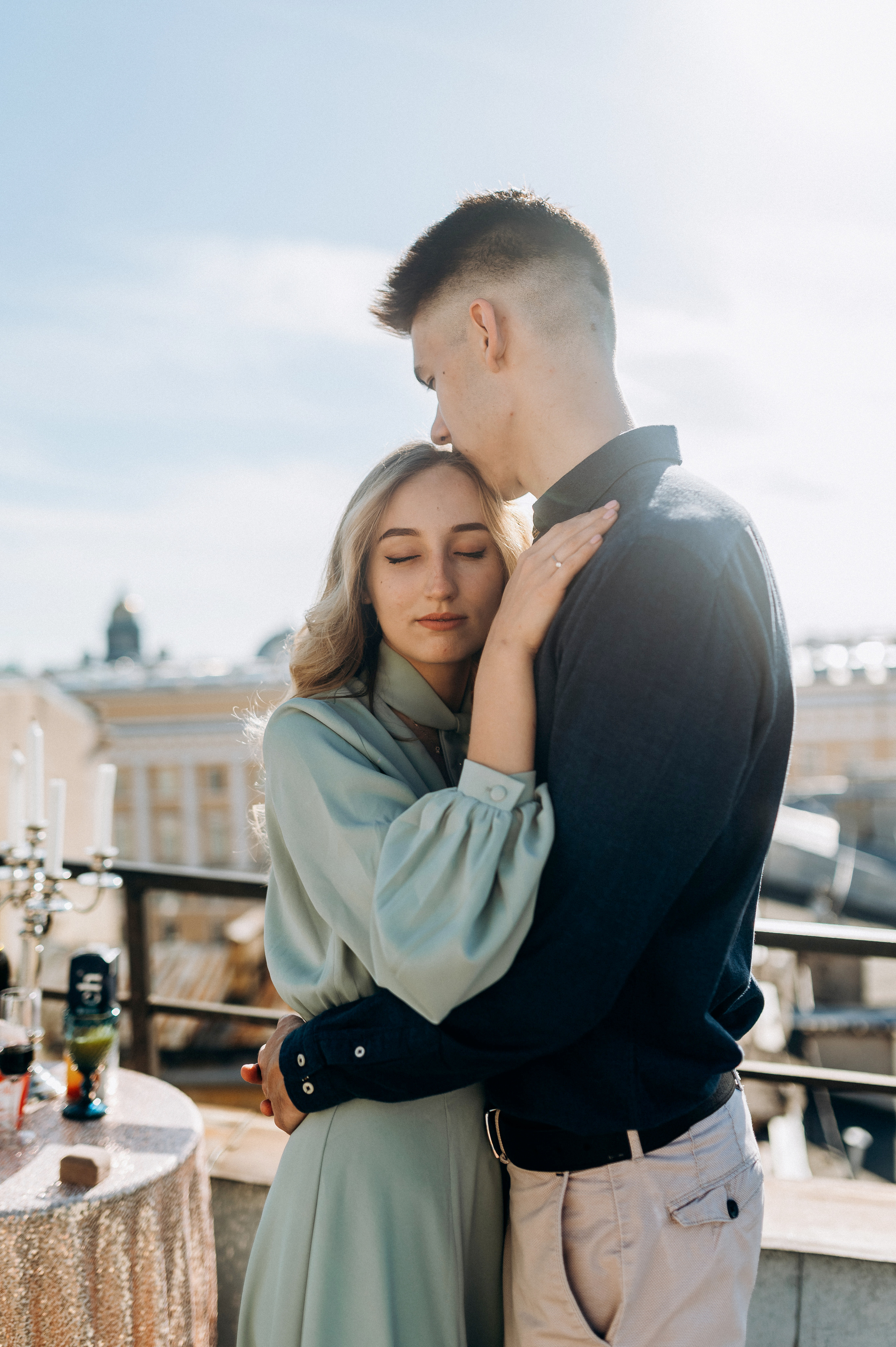 Предложение руки и сердца на крыше СПБ. Фотограф ПИТЕР СПБ Надежда Баранова