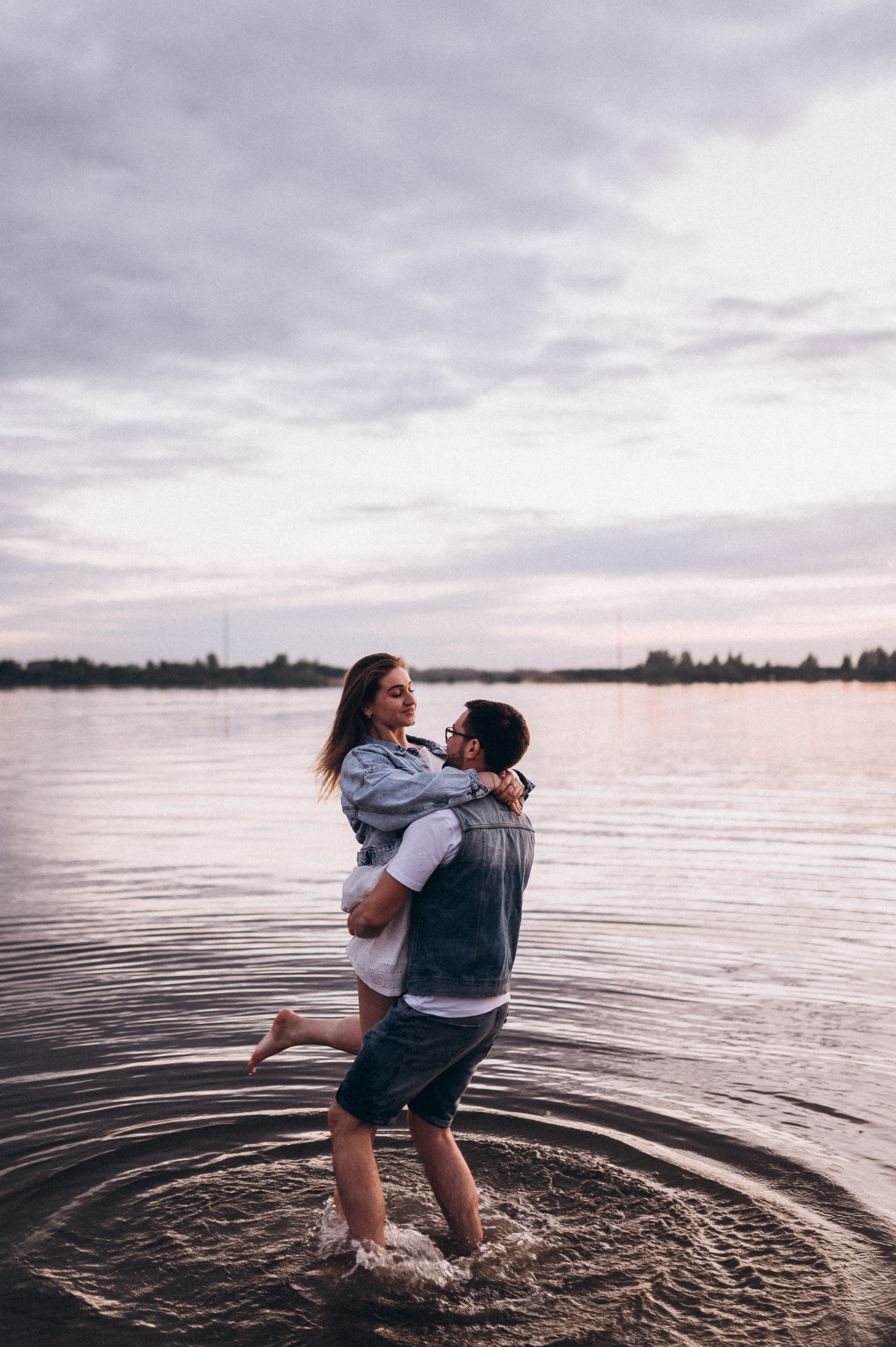 Мария Алексей лав стори на берегу. Фотограф ПИТЕР СПБ Надежда Баранова