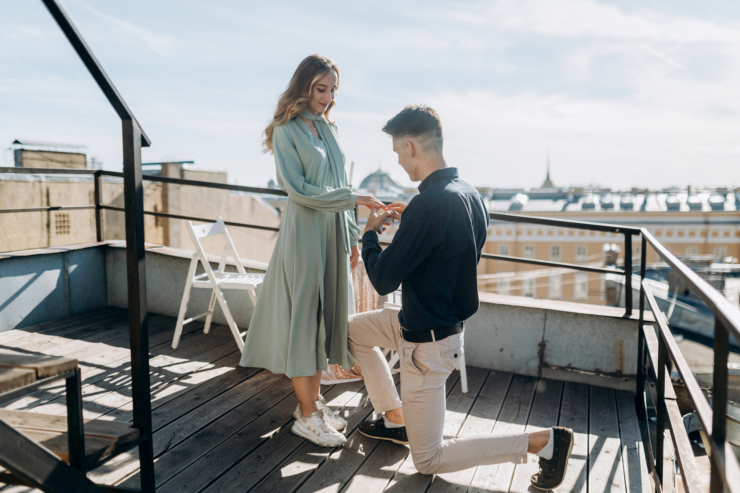 Предложение руки и сердца на крыше СПБ. Фотограф ПИТЕР СПБ Надежда Баранова